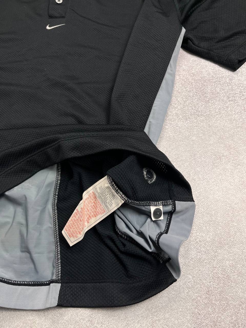 Nike × Vintage Vintage Nike Swoosh Black Central Swoosh Polo Shirt Y2K Size US L / EU 52-54 / 3 - 5 Thumbnail