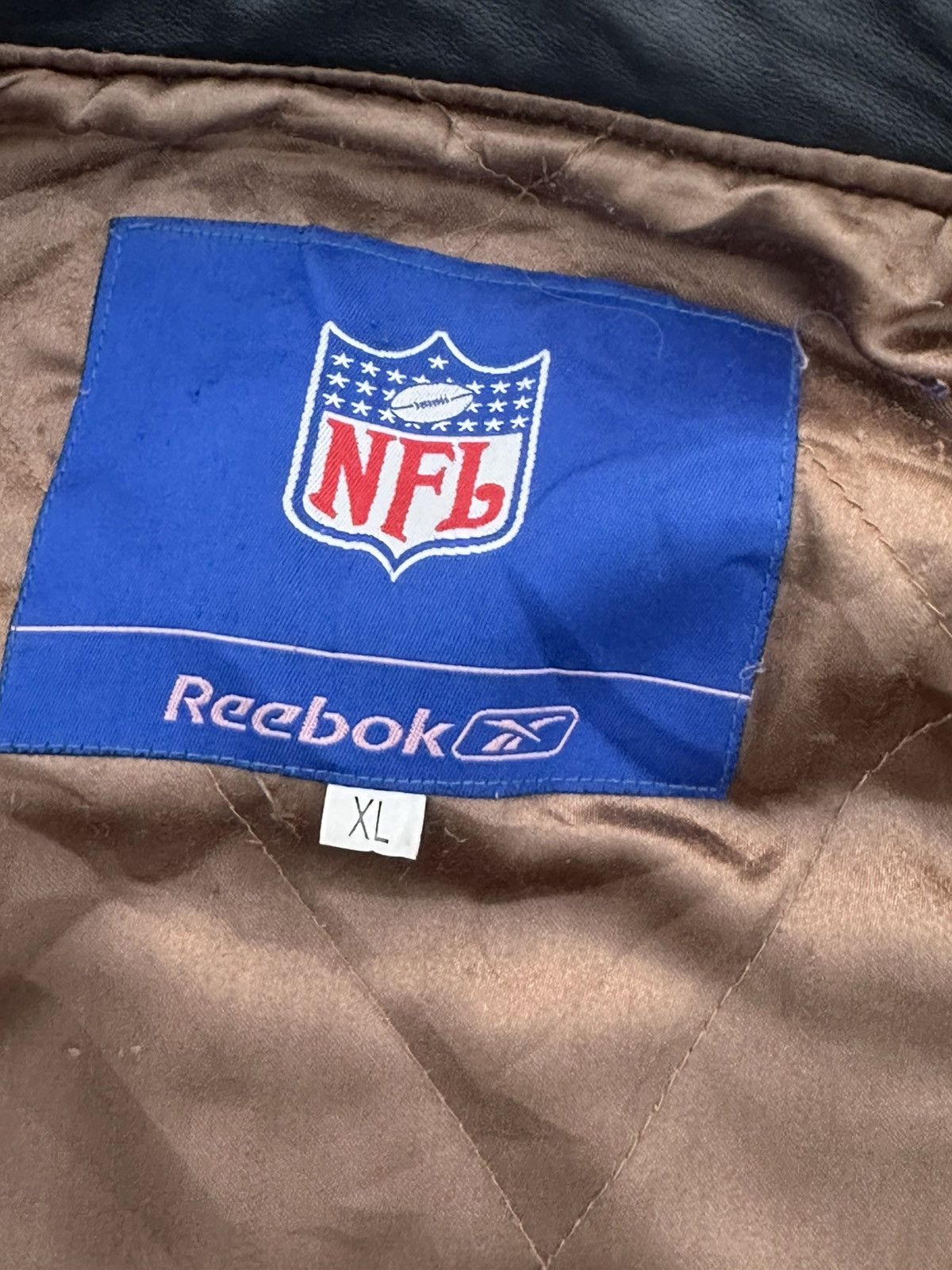 Reebok Rare Vintage Jeff Hamilton Buccaneers NFL x Reebok Jacket Size US XL / EU 56 / 4 - 5 Thumbnail