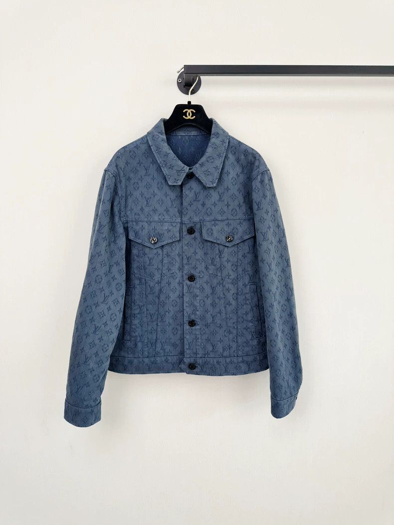 Louis Vuitton Louis Vuitton Denim Jacket with Logo Design Size US L / EU 52-54 / 3 - 1 Thumbnail
