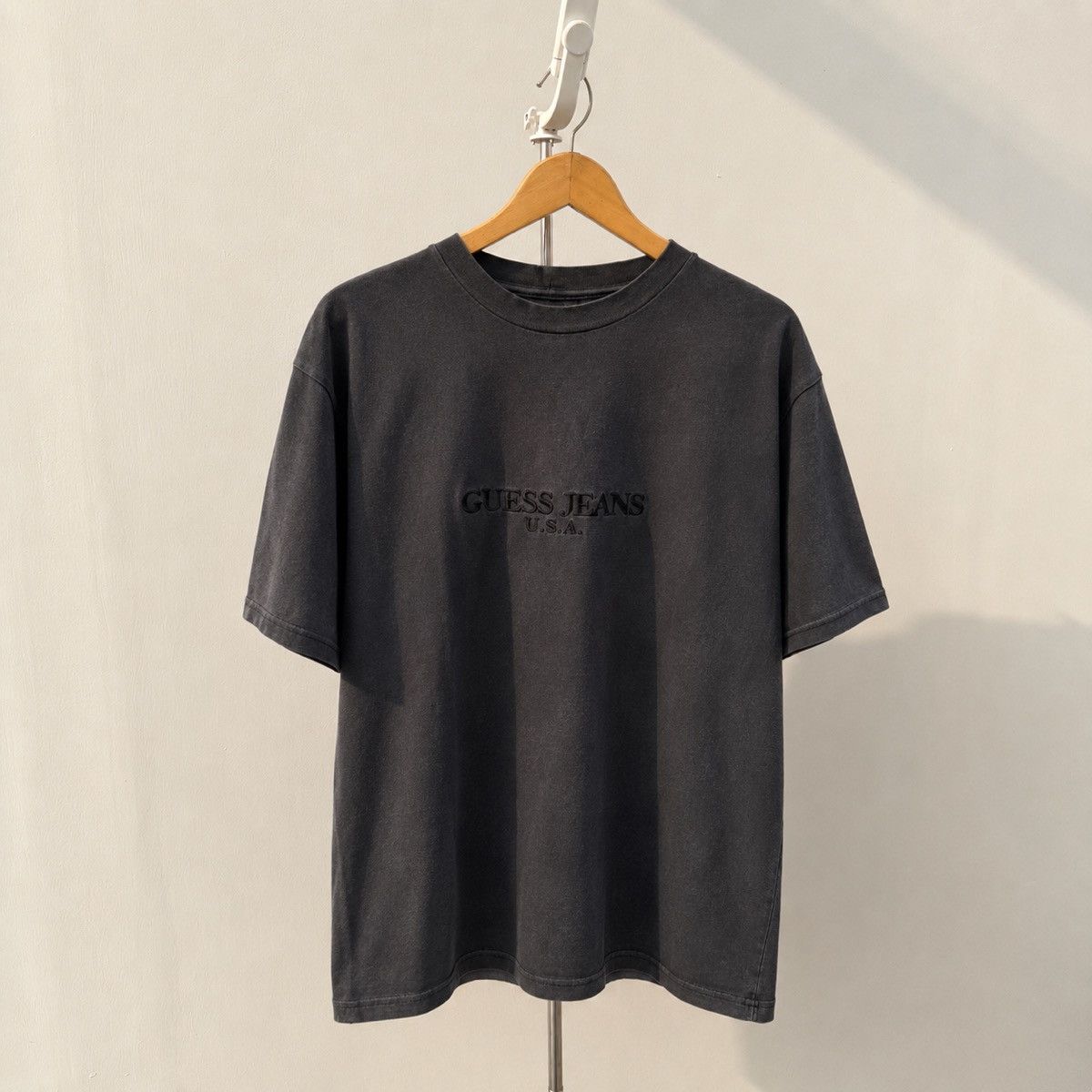 Vintage Faded guess oversize tshirt Size US M / EU 48-50 / 2 - 1 Thumbnail