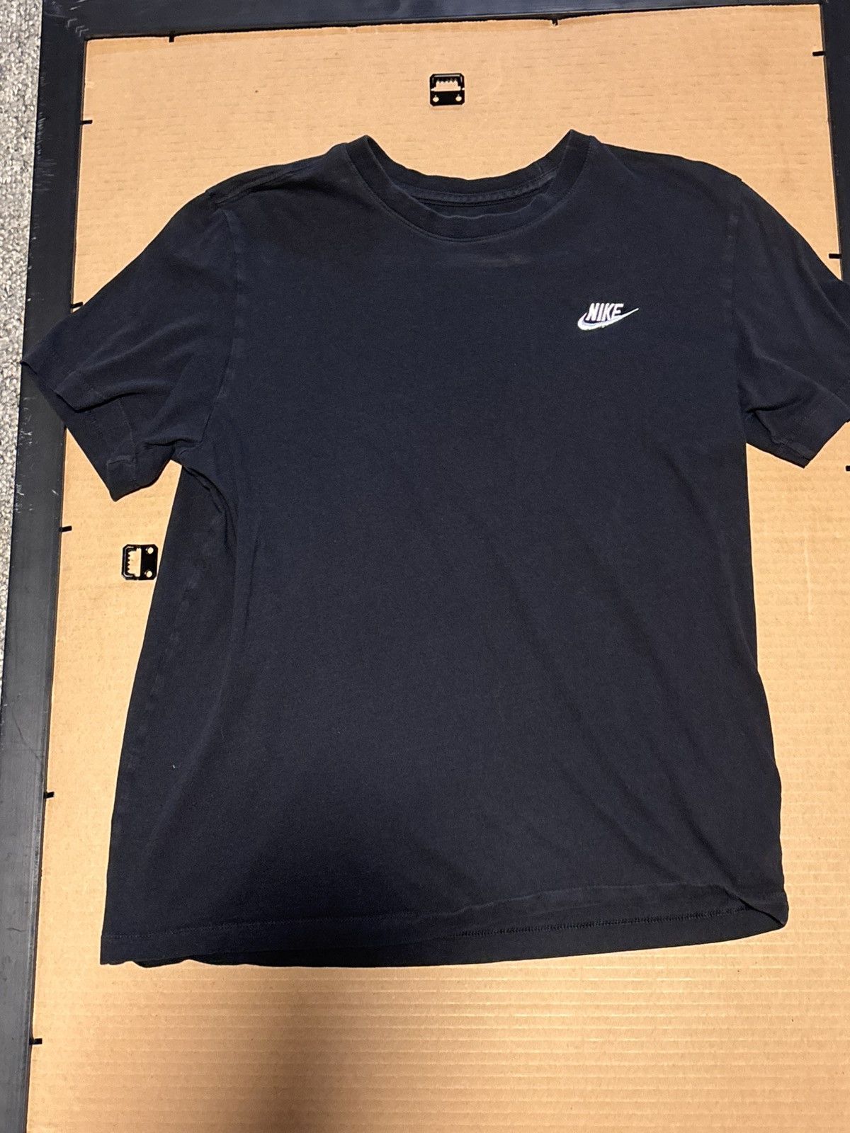 Nike Nike Men's T-Shirt Embroidered Logo Athletic Short Sleeve Size US M / EU 48-50 / 2 - 1 Thumbnail