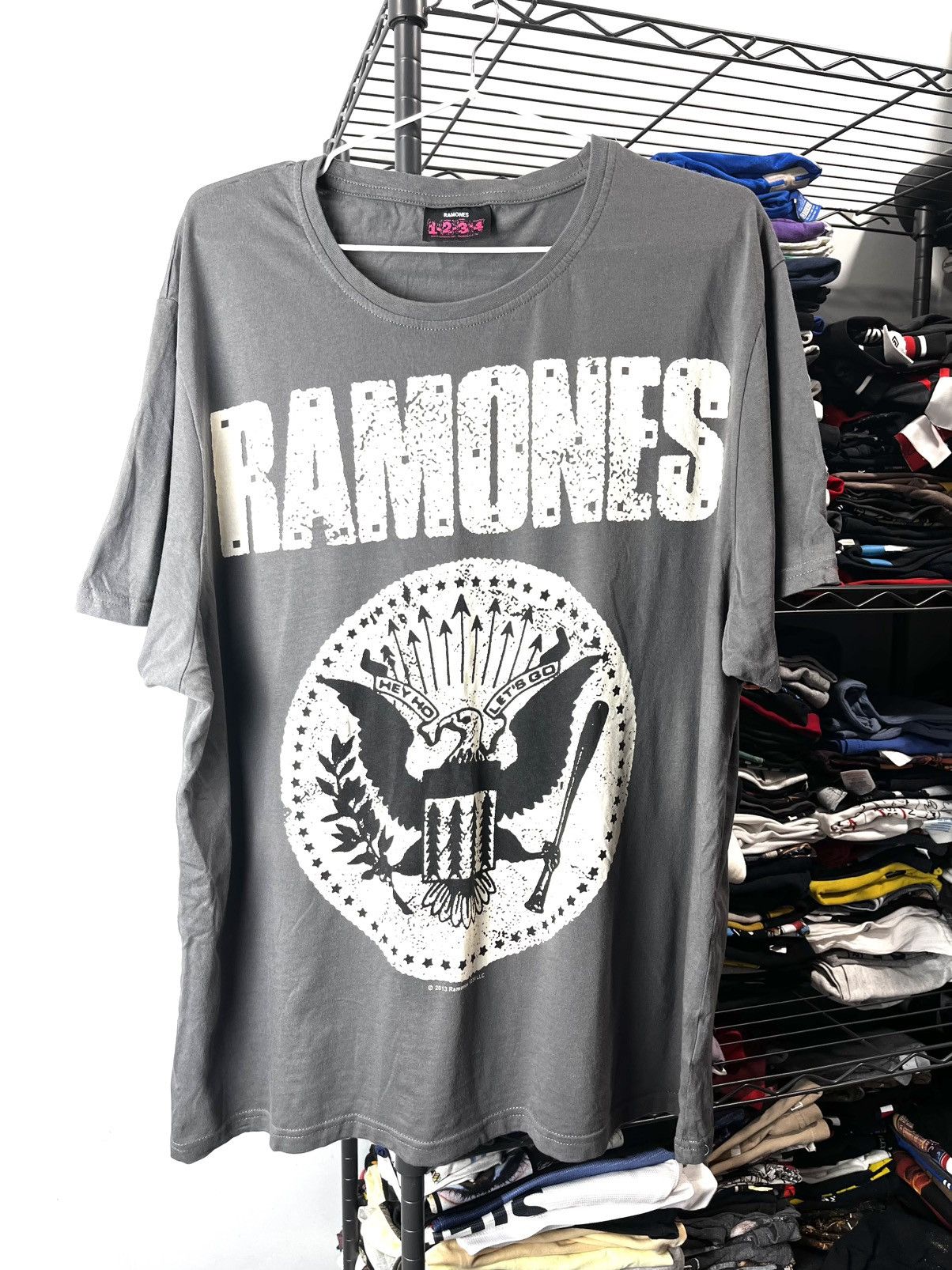 Band Tees 2013 Vintage Ramones Band Punk Rock T Shirt Oi Size US XL / EU 56 / 4 - 1 Thumbnail