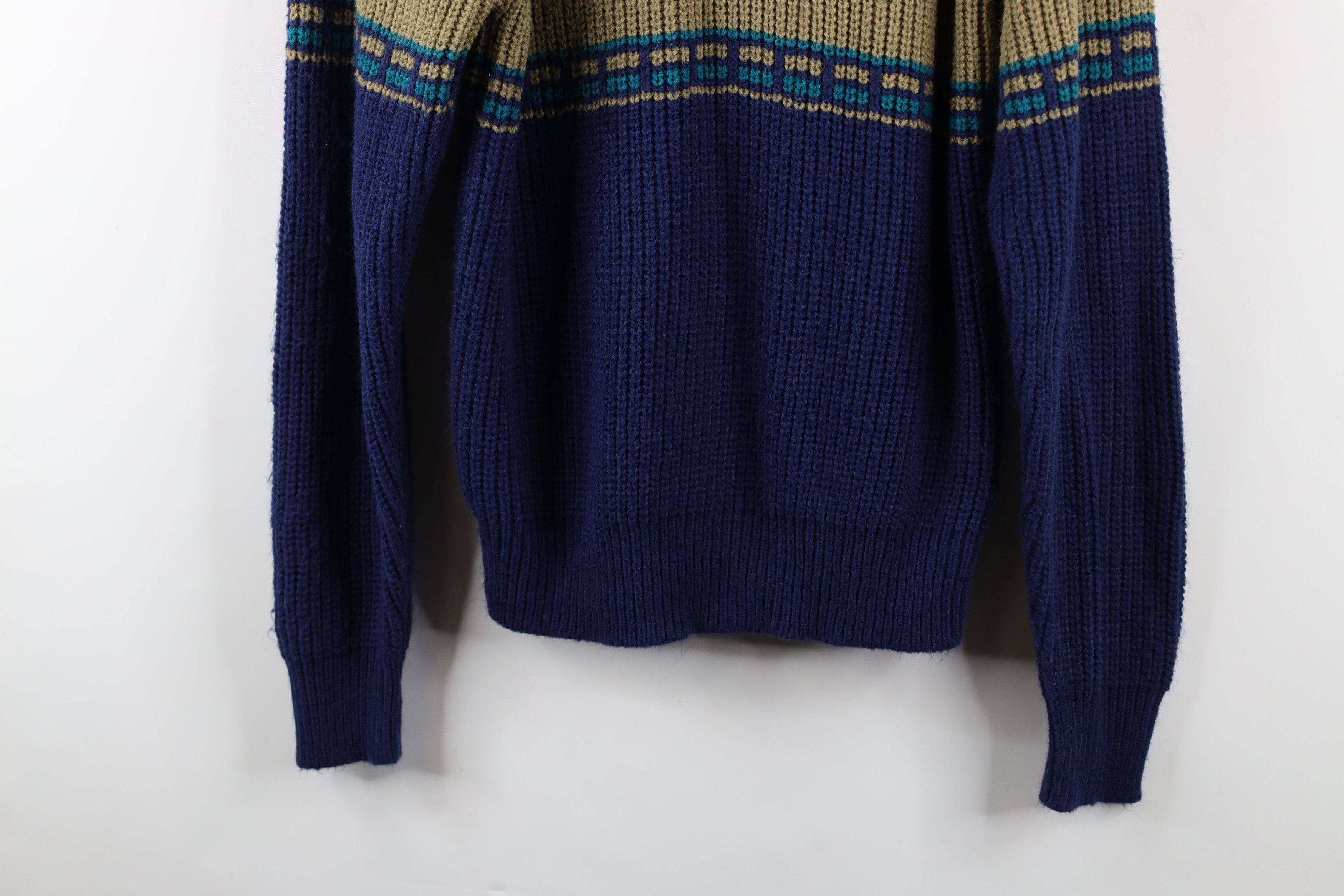 Vintage Vintage 90s Streetwear Chunky Ribbed Knit Crewneck Sweater Size US L / EU 52-54 / 3 - 3 Thumbnail