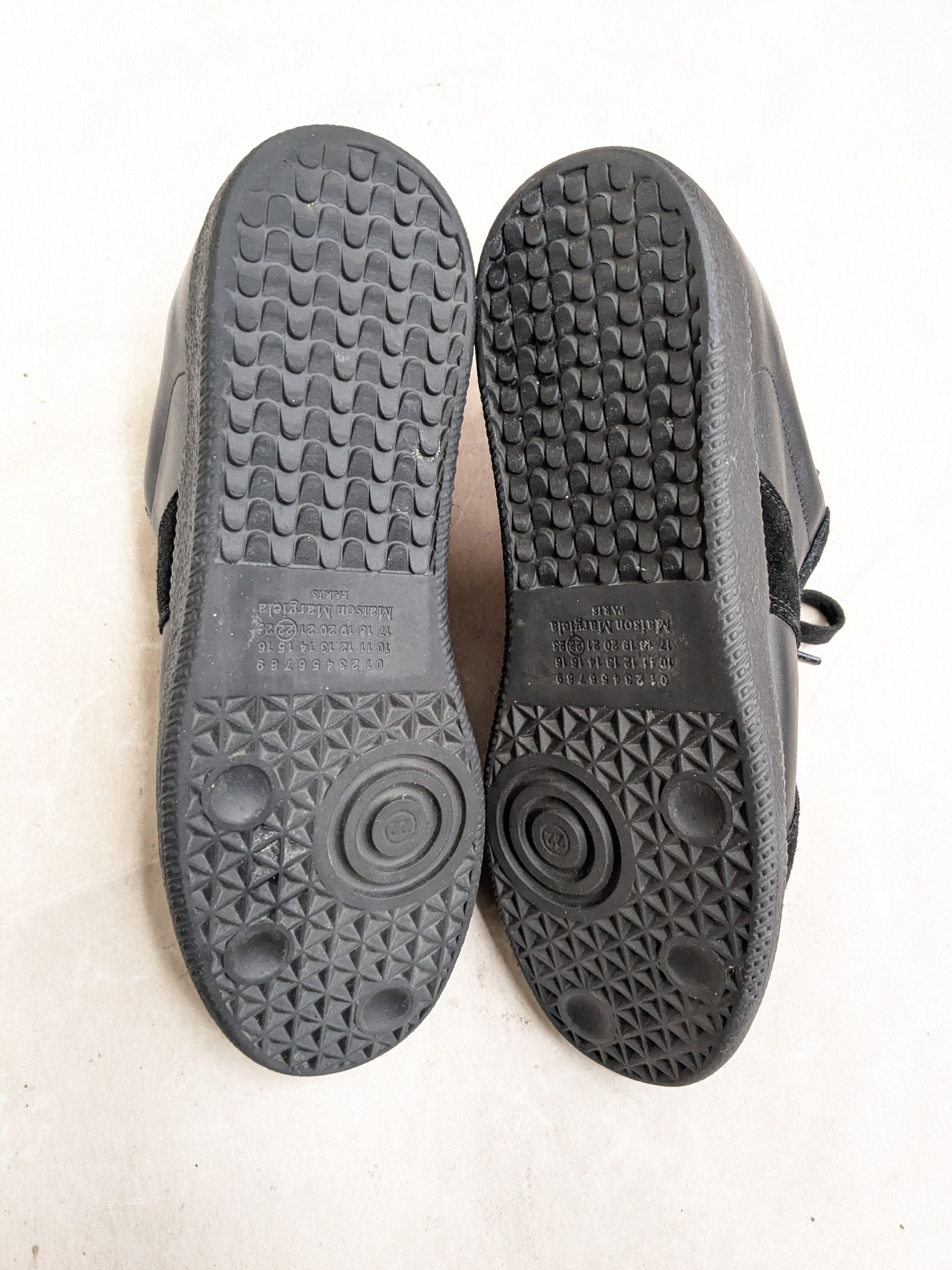Maison Margiela Maison Margiela Replica GAT Black 8 41 Low Tops Size US 8 / EU 41 - 16 Thumbnail