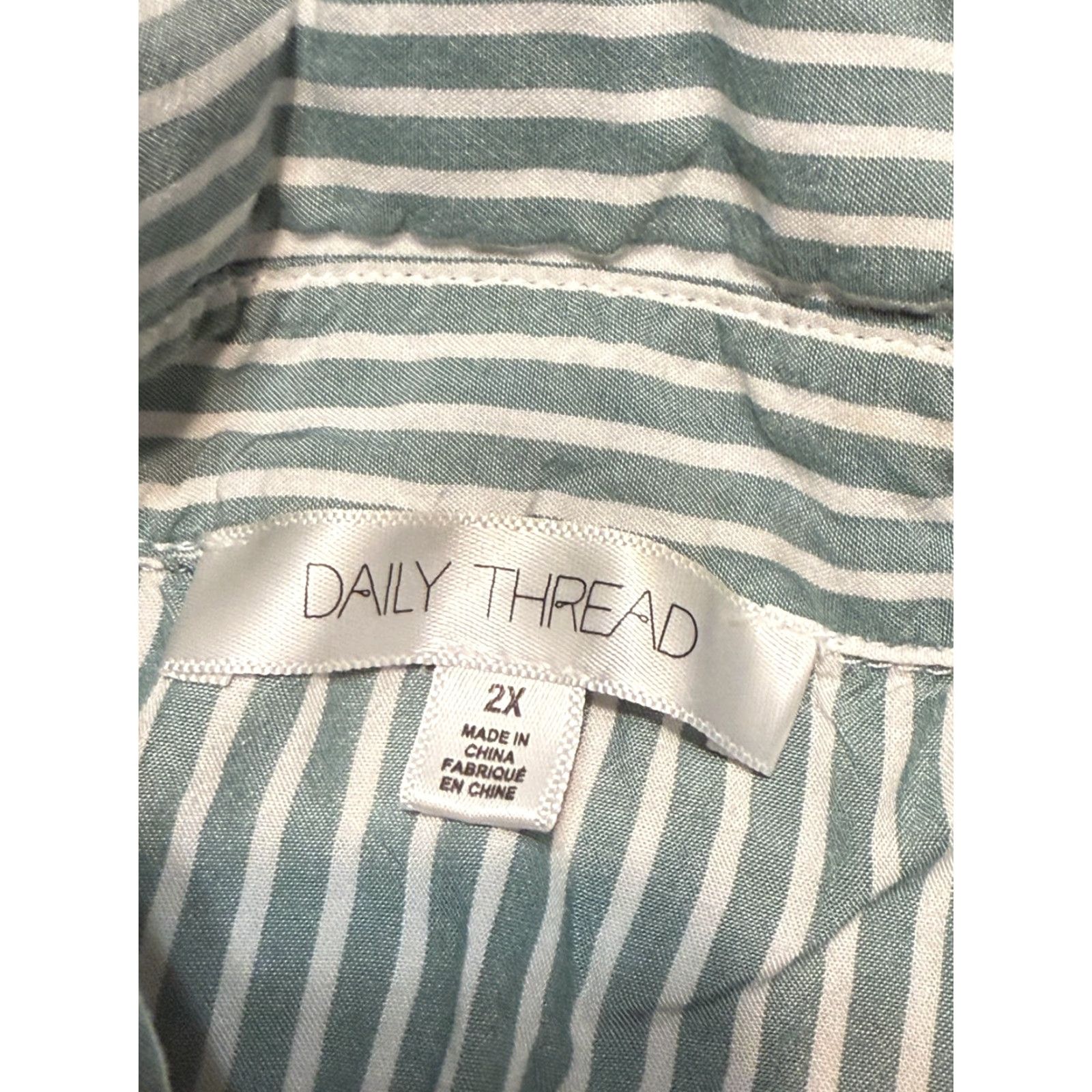 Vintage Daily Thread Shirt Women 2X Green White Striped Long Sleeve Button-Up Shirt Size XXL / US 16-18 / IT 52-54 - 5 Thumbnail