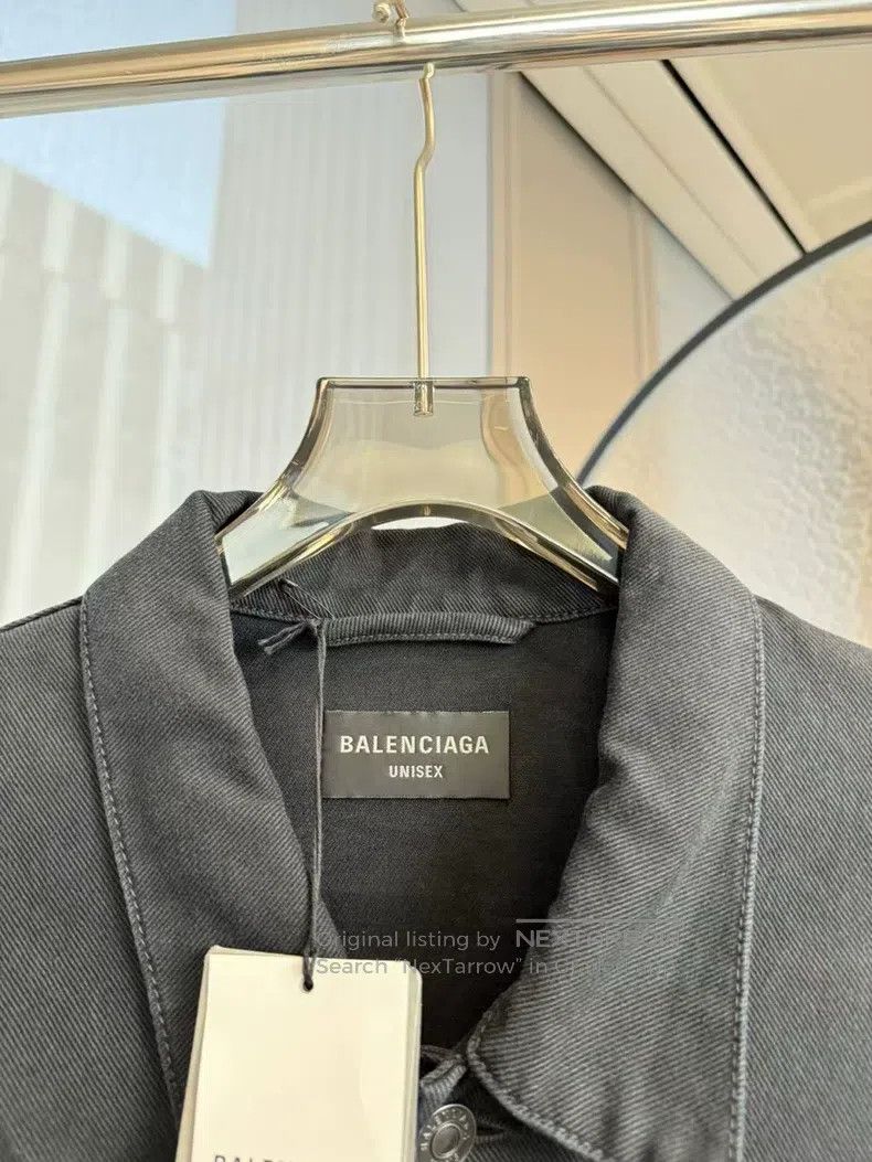 Balenciaga Balenciaga Duct Tape Decorated Denim Jacket Size US M / EU 48-50 / 2 - 4 Thumbnail