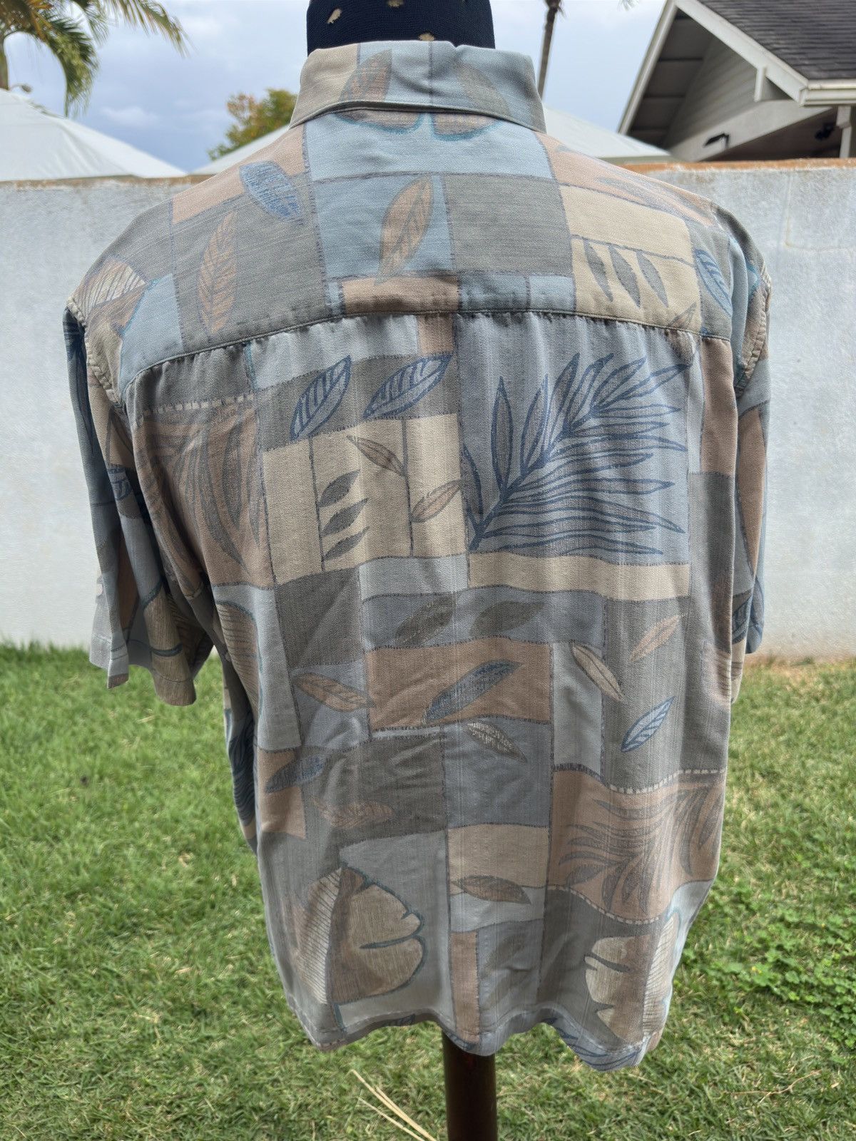 Tori Richard PreOwned Tori Richard Hawaiian Print Multicolored Men's XL Size US XL / EU 56 / 4 - 2 Thumbnail