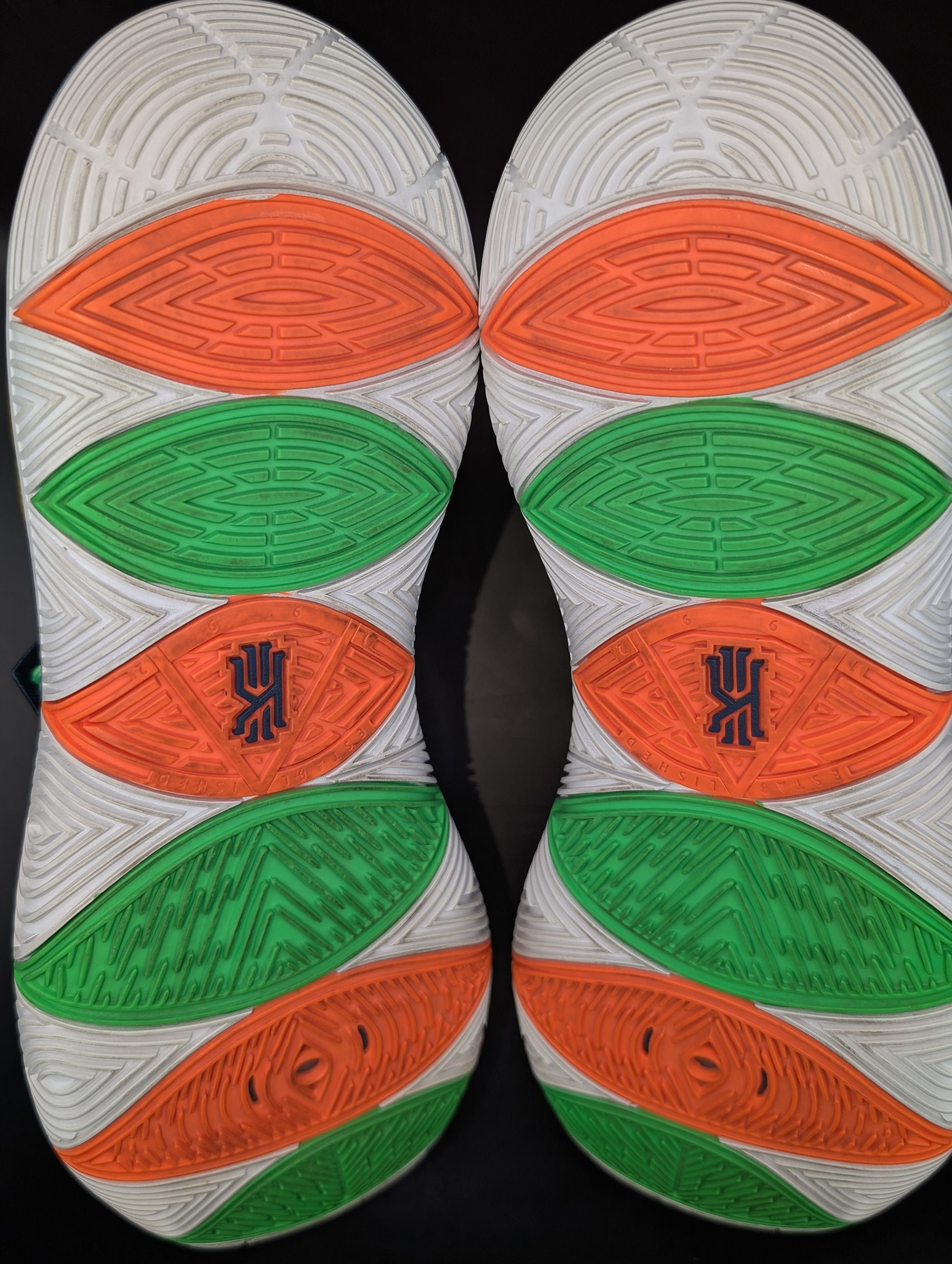 Nike Nike Kyrie 5 Skills Academy Promo PE Size US 13 / EU 46 - 7 Thumbnail
