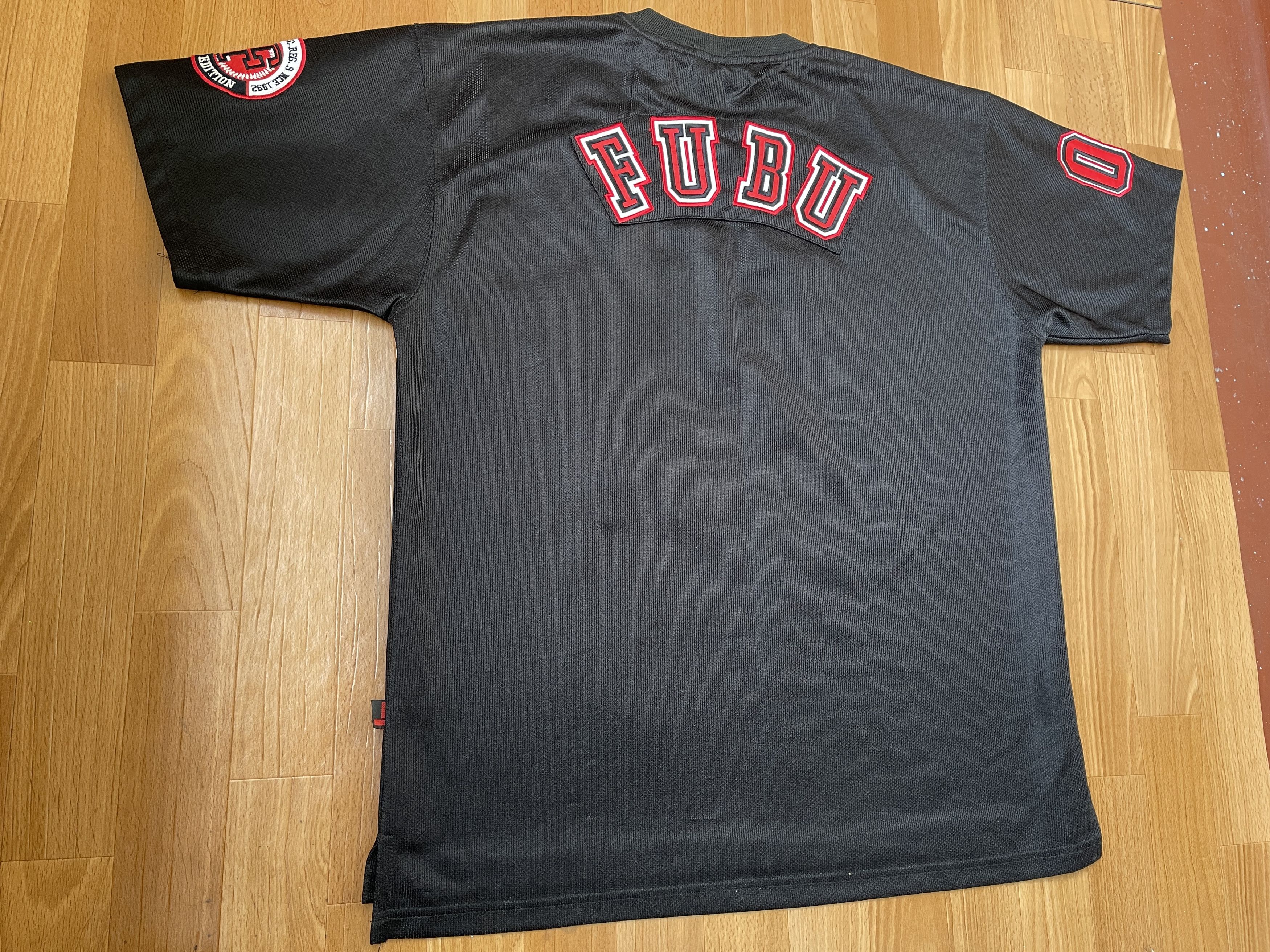 Fubu FUBU jersey, vintage hip hop t-shirt New York, City Series M Size US M / EU 48-50 / 2 - 8 Thumbnail