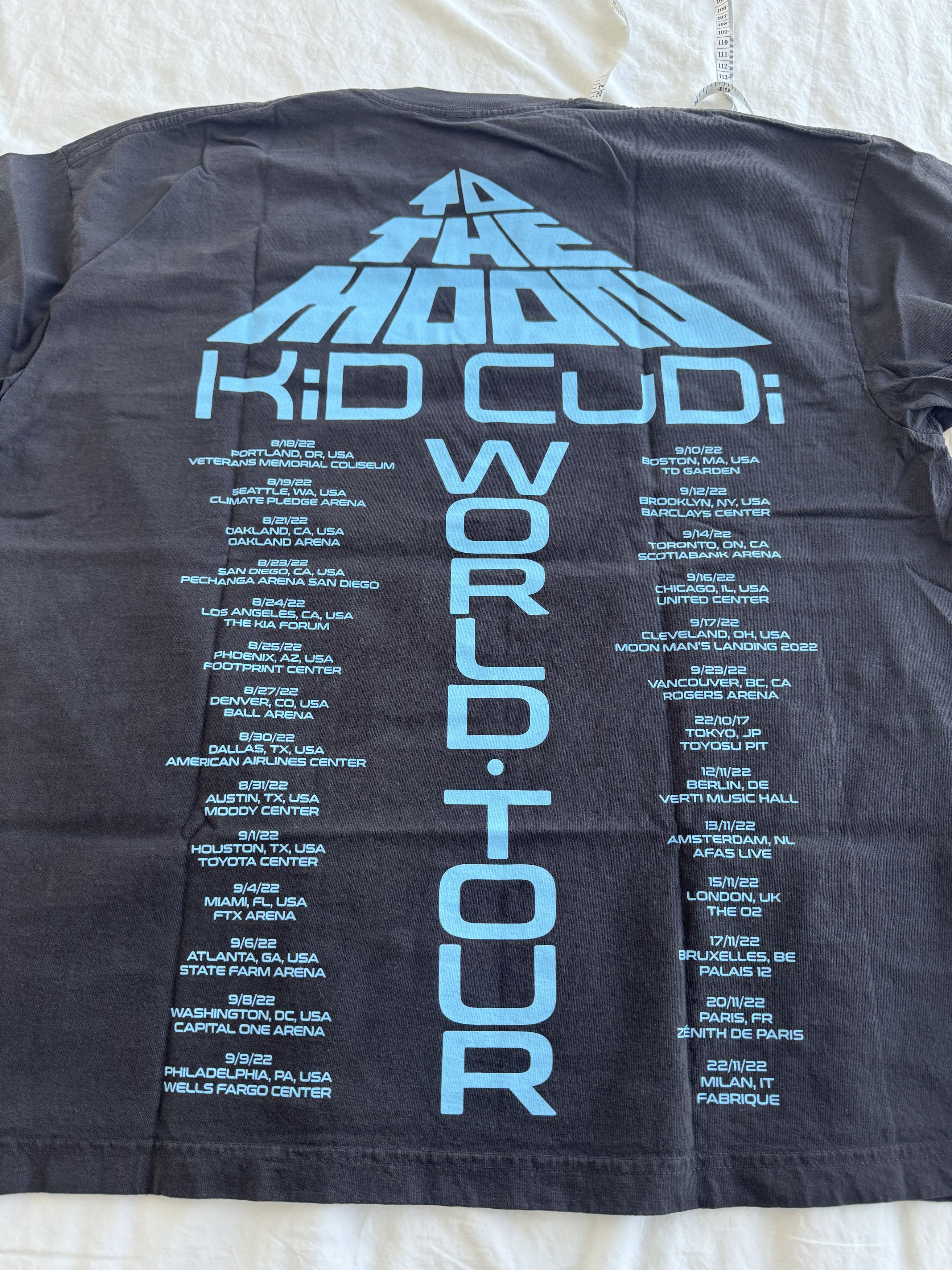 Band Tees Kid Cudi Man on the Moon 3 Tour Merch Tee Size US L / EU 52-54 / 3 - 6 Thumbnail