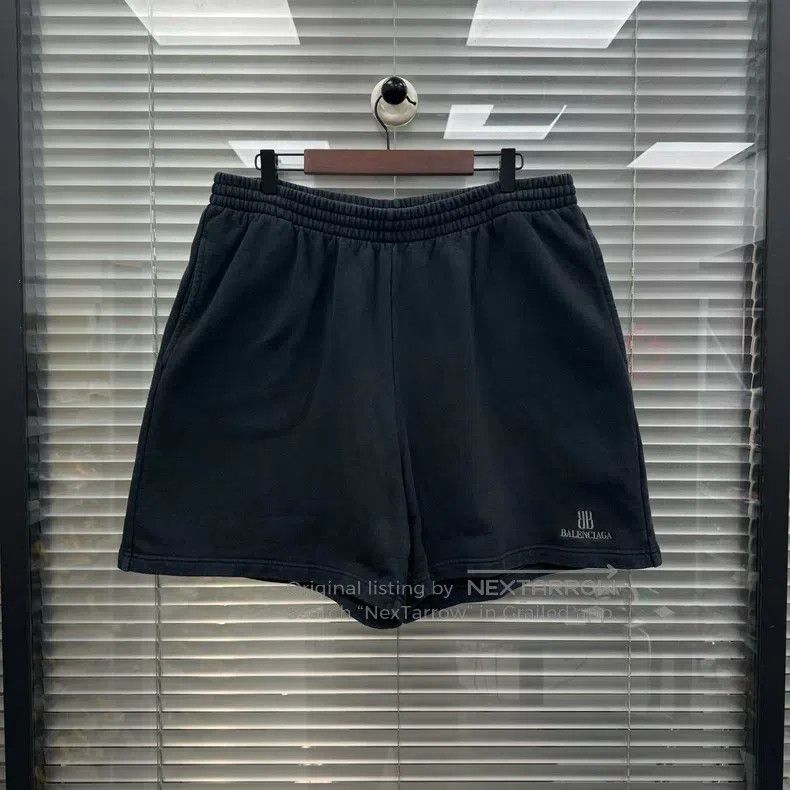 Balenciaga Balenciaga size M Distressed Double B Embroidered Logo Sho Size US 27 - 1 Thumbnail