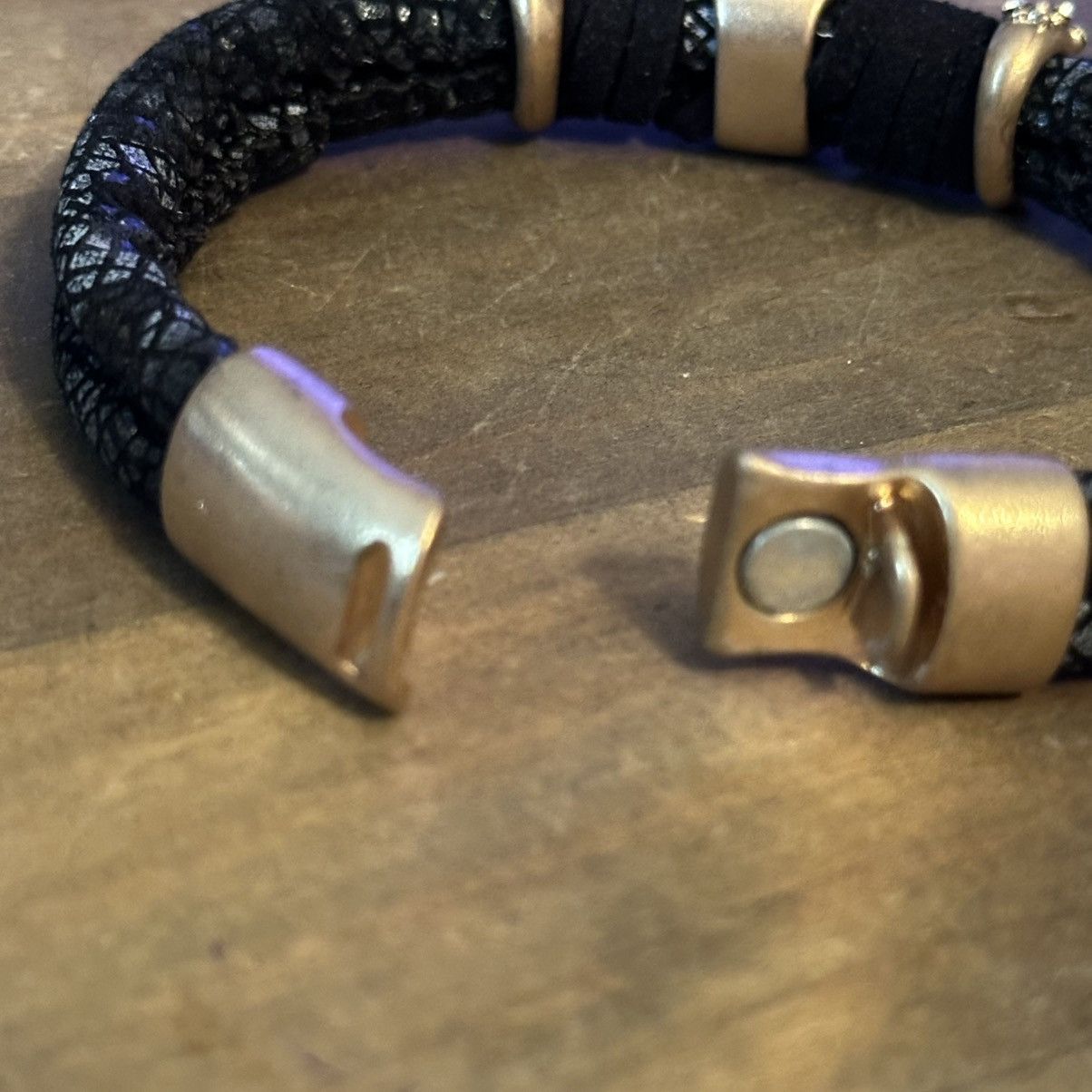 Other Soft snakeskin print gemstone bracelet Size ONE SIZE - 4 Thumbnail