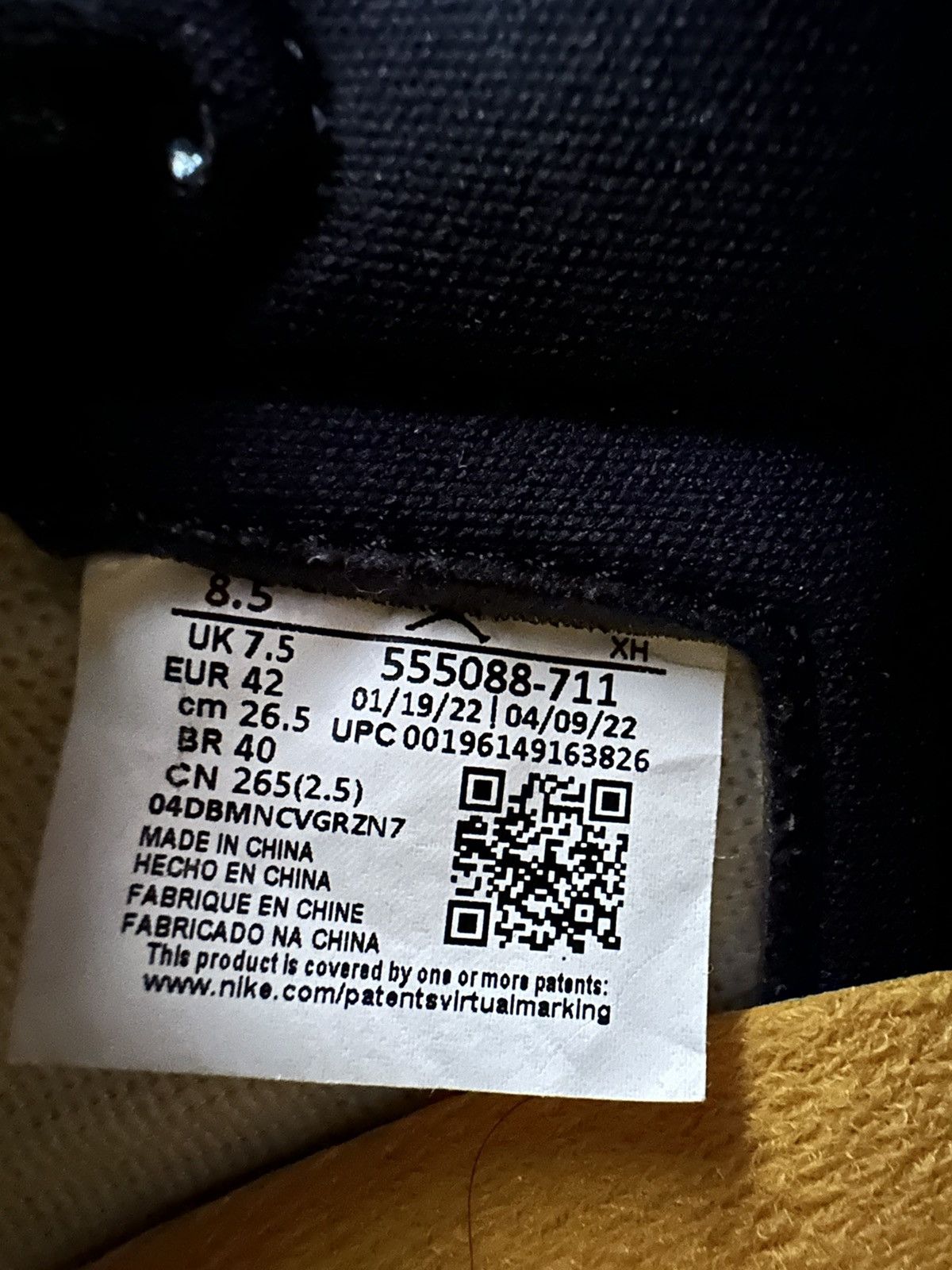 Jordan Brand Air Jordan 1 Retro High OG Taxi Size US 8.5 / EU 41-42 - 7 Thumbnail