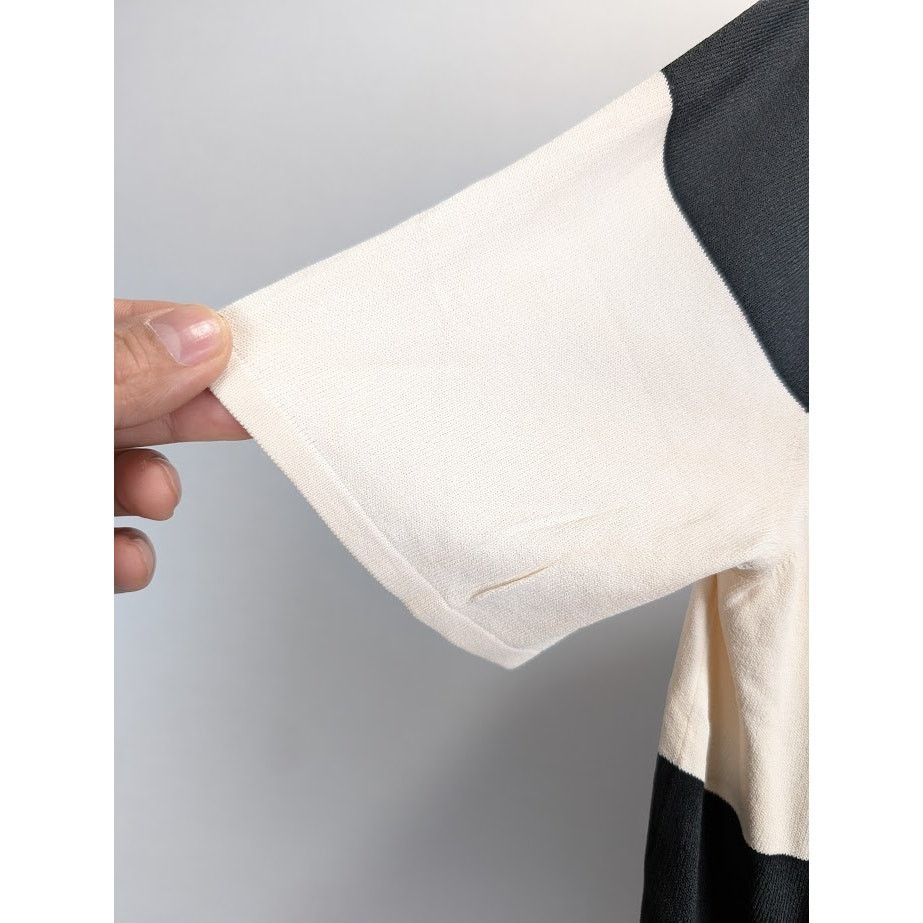 Hermes o1rshd1 CC20 Short Sleeve T-Shirt in Black/Beige Size US M / EU 48-50 / 2 - 5 Thumbnail