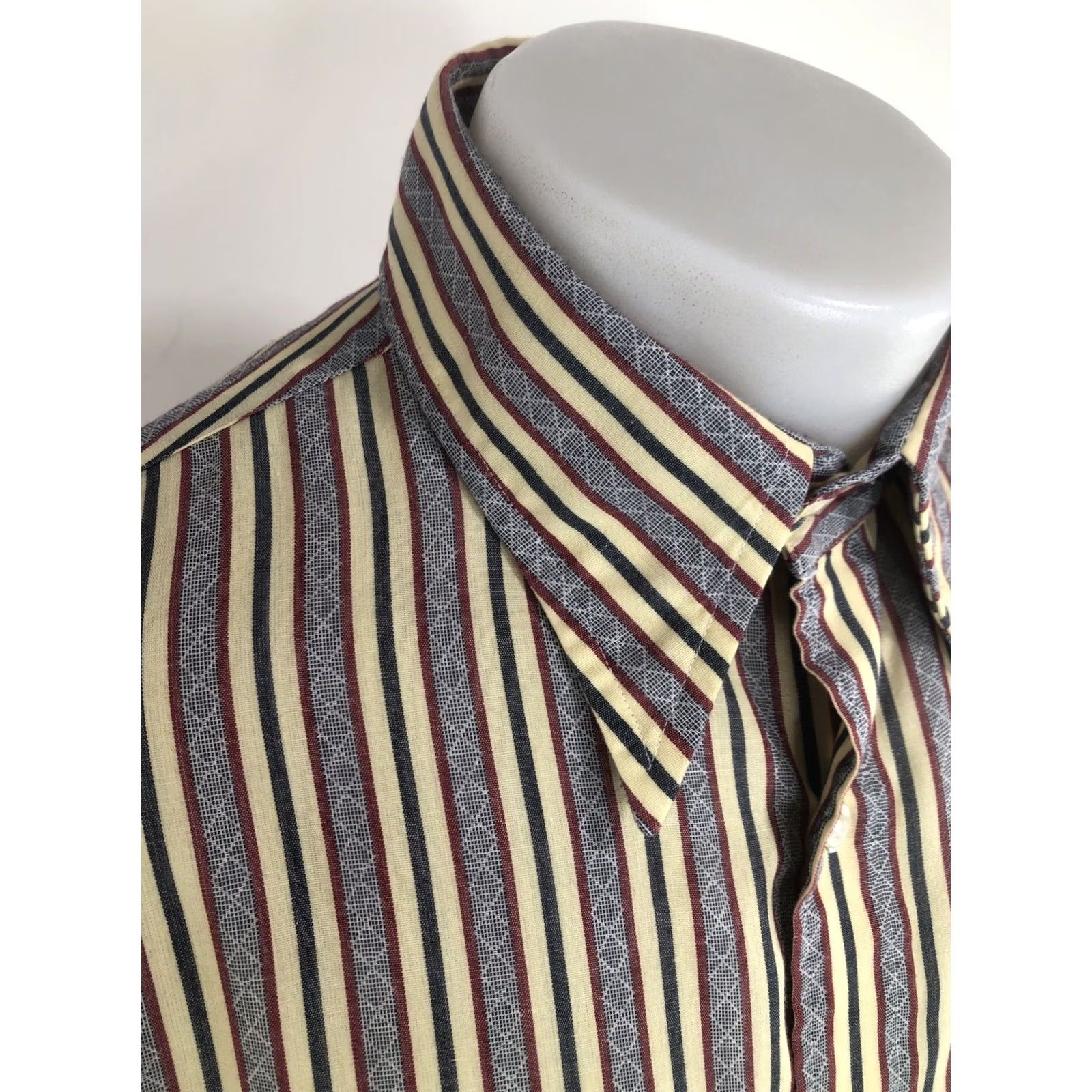 Gant GANT SHIRTMAKERS Vintage 1960s UNION MADE Mens 17 / 34 Shirt Long Sleeve Button-Up Blue Pale Yellow Red Size US XL / EU 56 / 4 - 2 Thumbnail