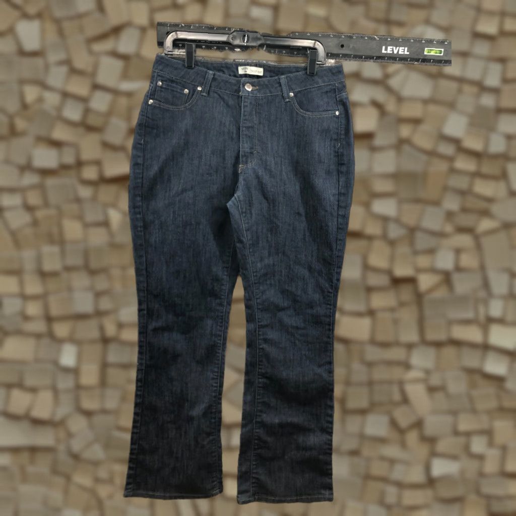 Lee Lee Riders by Lee Bootcut Jeans Size 12 Womens Dark Wash Blue Bootcut Jeans Regular Fit 31in Inseam Size 34" / US 12 / IT 48 - 1 Thumbnail