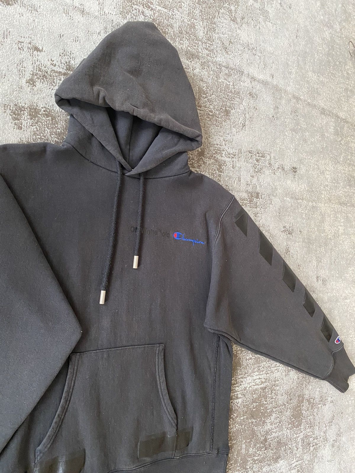 Off white x champion hoodie black hotsell