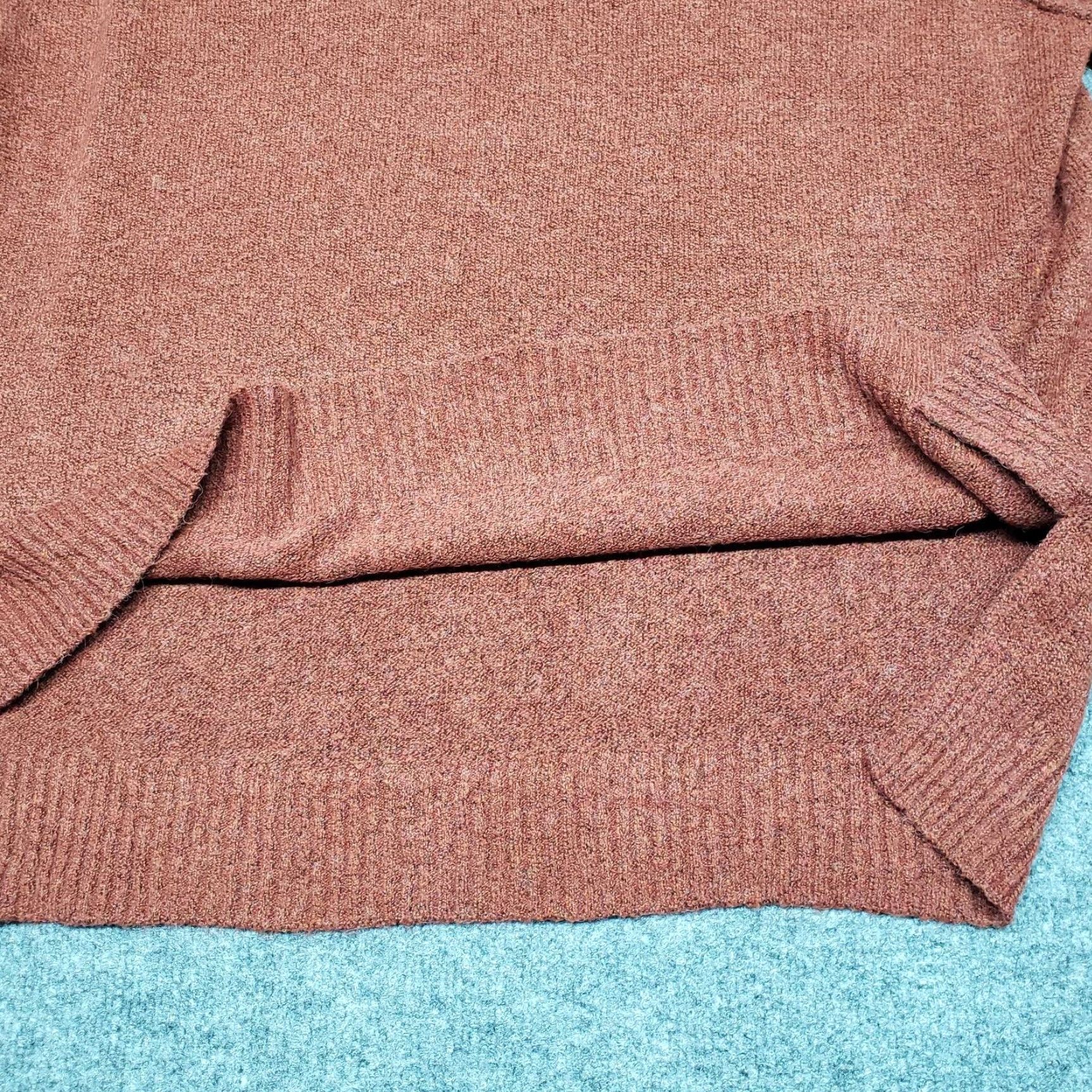 Vintage Rue21 Sweater Womens M Red V Neck Long Sleeve Solid Polyester Blend Pullover All Seasons, Stretch Size M / US 6-8 / IT 42-44 - 6 Thumbnail