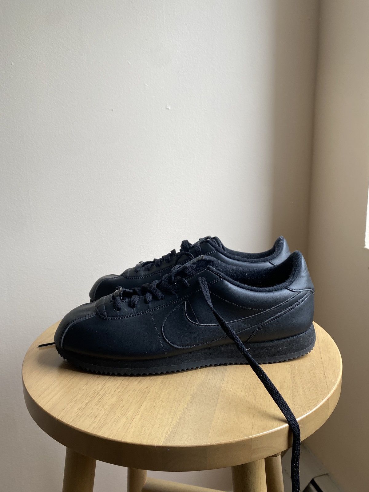 Nike Cortez triple black leather