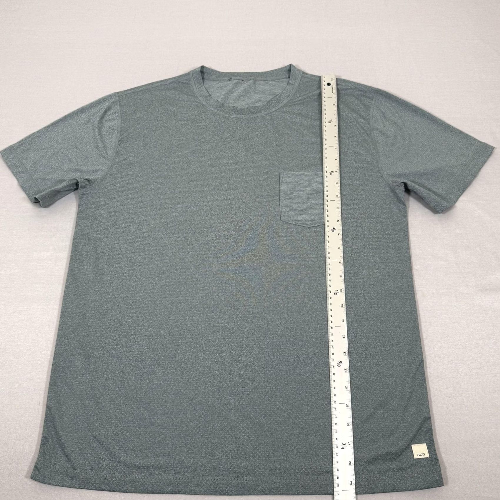 Vuori Vuori Shirt Mens XL Blue Tradewind Performance Pocket Lightweight Gym Run Tee Size US XL / EU 56 / 4 - 5 Thumbnail