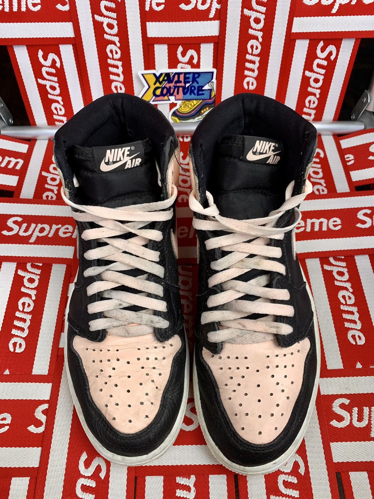 Jordan Brand × Nike Jordan 1 Retro High Black Crimson Tint Size 9 Size US 9 / EU 42 - 3 Thumbnail