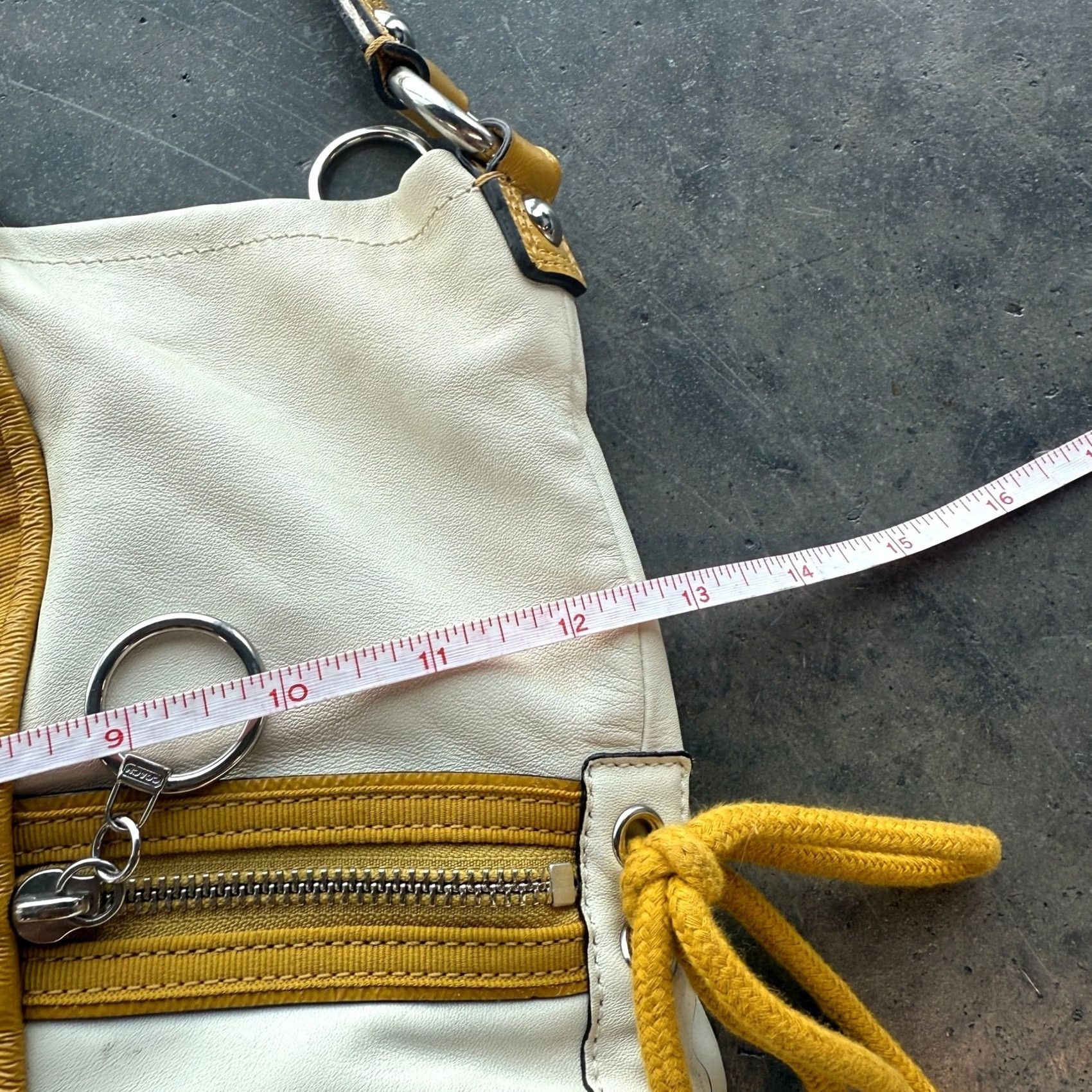 Coach VINTAGE Coach Poppy Spotlight Shoulder Bag Crossbody Womens White Yellow Leather Msrp 400 Size ONE SIZE - 7 Thumbnail