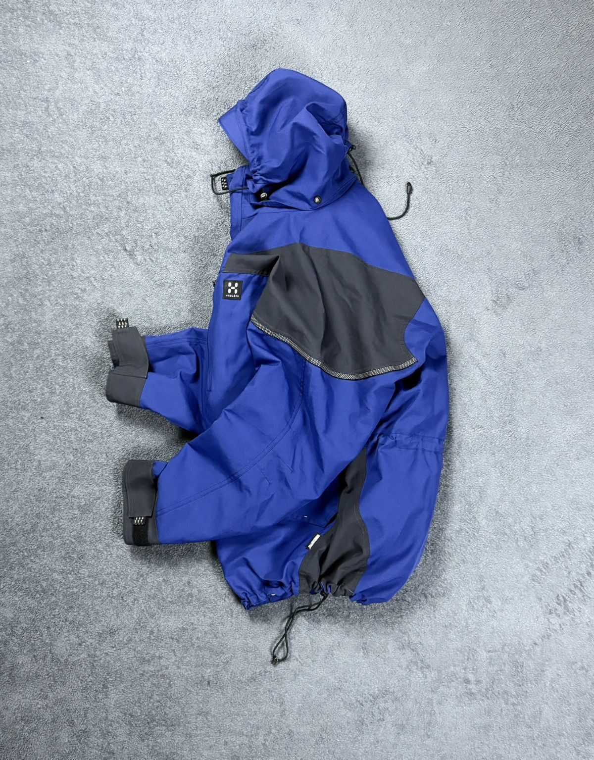 Haglofs 00s Haglofs Vintage Oversized Windstopper Waterproof Jacket Size US L / EU 52-54 / 3 - 1 Thumbnail