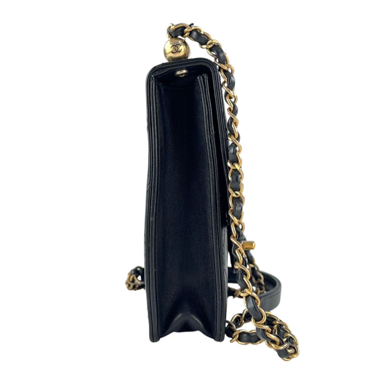 Chanel Chanel Chic Faux Pearl Mattelasse Flap Bag Size ONE SIZE - 5 Thumbnail