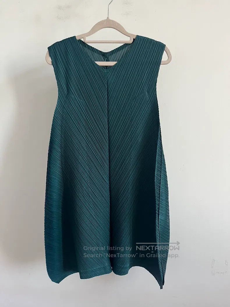 Issey Miyake Issey Miyake Green Camisole Size L / US 10 / IT 46 - 1 Thumbnail