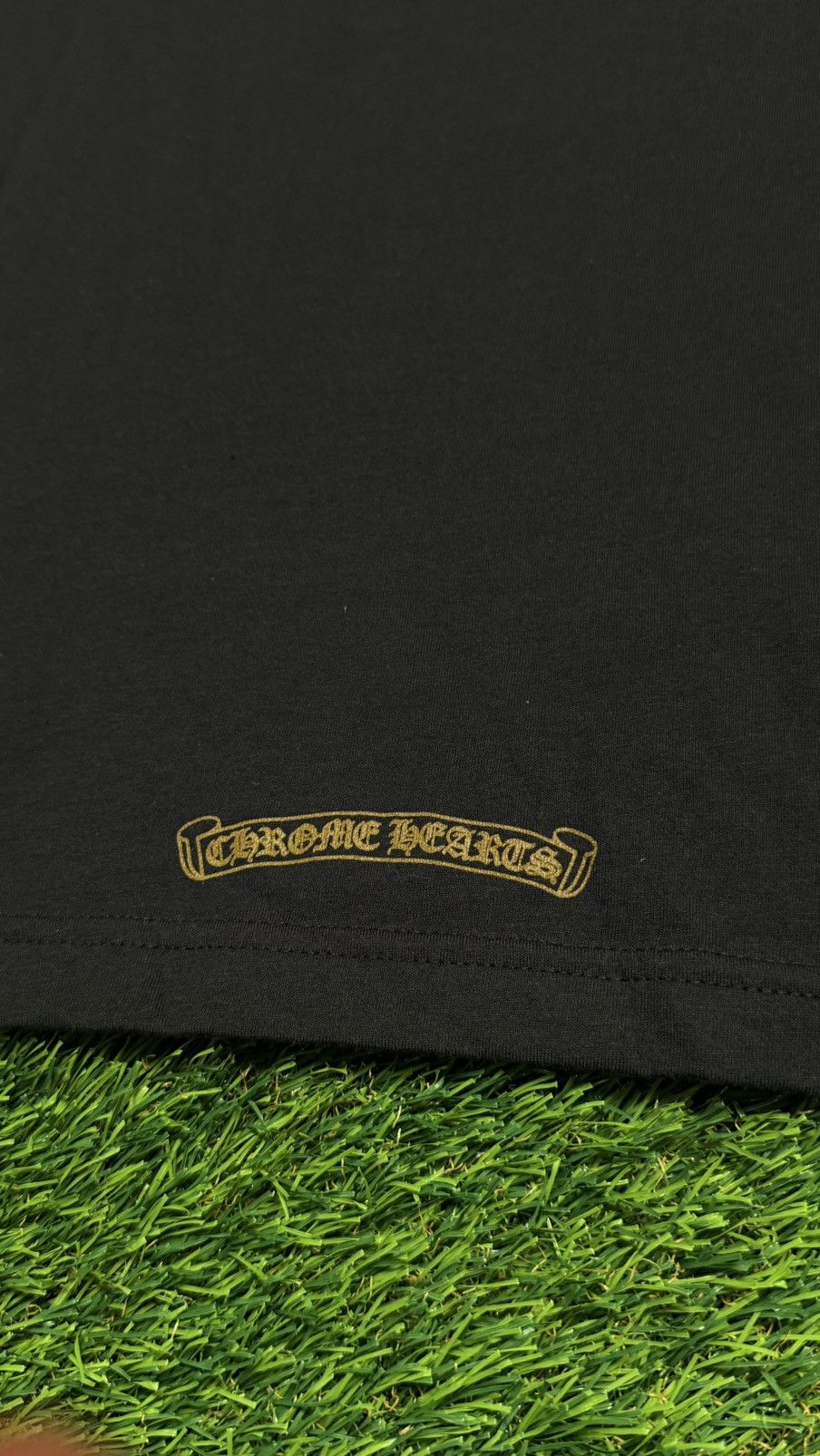 Chrome Hearts Chrome Hearts Gold Script Neck Pocket T-Shirt Size M Size US M / EU 48-50 / 2 - 3 Thumbnail