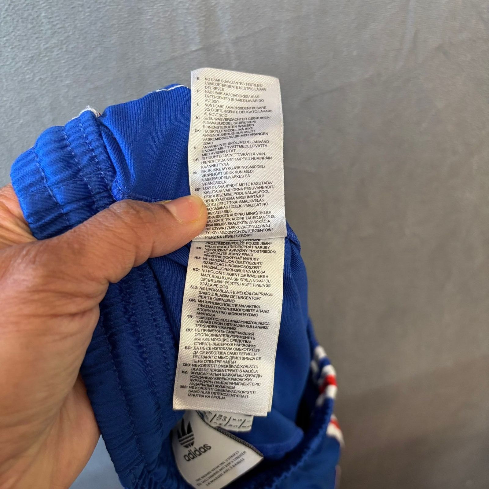 Adidas Vintage Adidas Joggers Aloxe Small Joggers Out of Stock Size 24" / US 00 / IT 34 - 15 Thumbnail