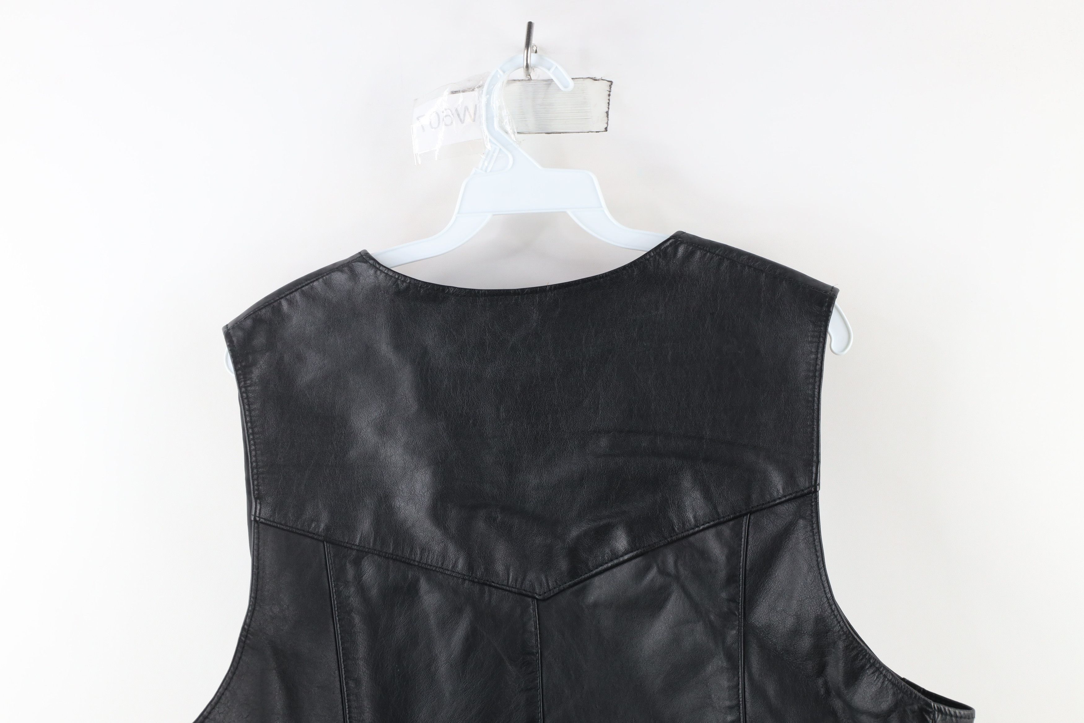 Vintage Vintage 70s Streetwear Leather Button Vest Jacket Black USA Size US L / EU 52-54 / 3 - 13 Thumbnail