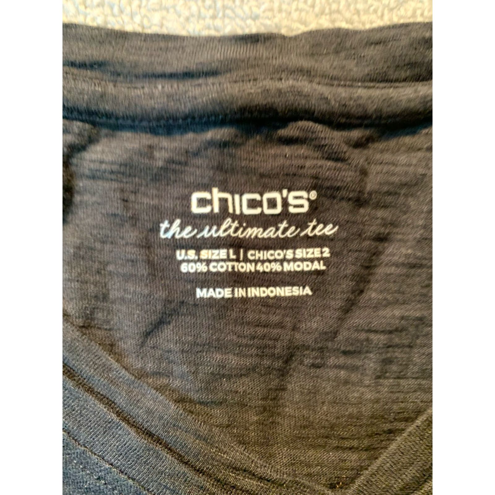 Vintage Chico’s Women’s L Black Short Sleeve Shirt The Ultimate Shirt Blouse Tunic Women’s Regular Size L Black Short Sleeve Shirt The Ultimate Size L / US 10 / IT 46 - 2 Thumbnail