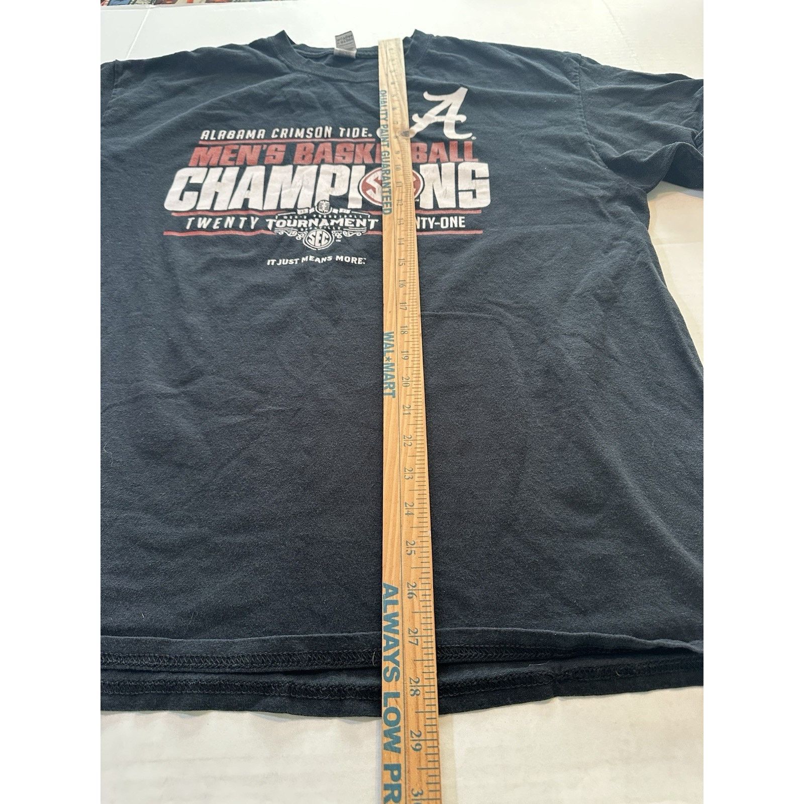 Gildan Alabama Crimson Tide Basketball NCAA Champs 2021 Tshirt XL Size US XL / EU 56 / 4 - 4 Thumbnail