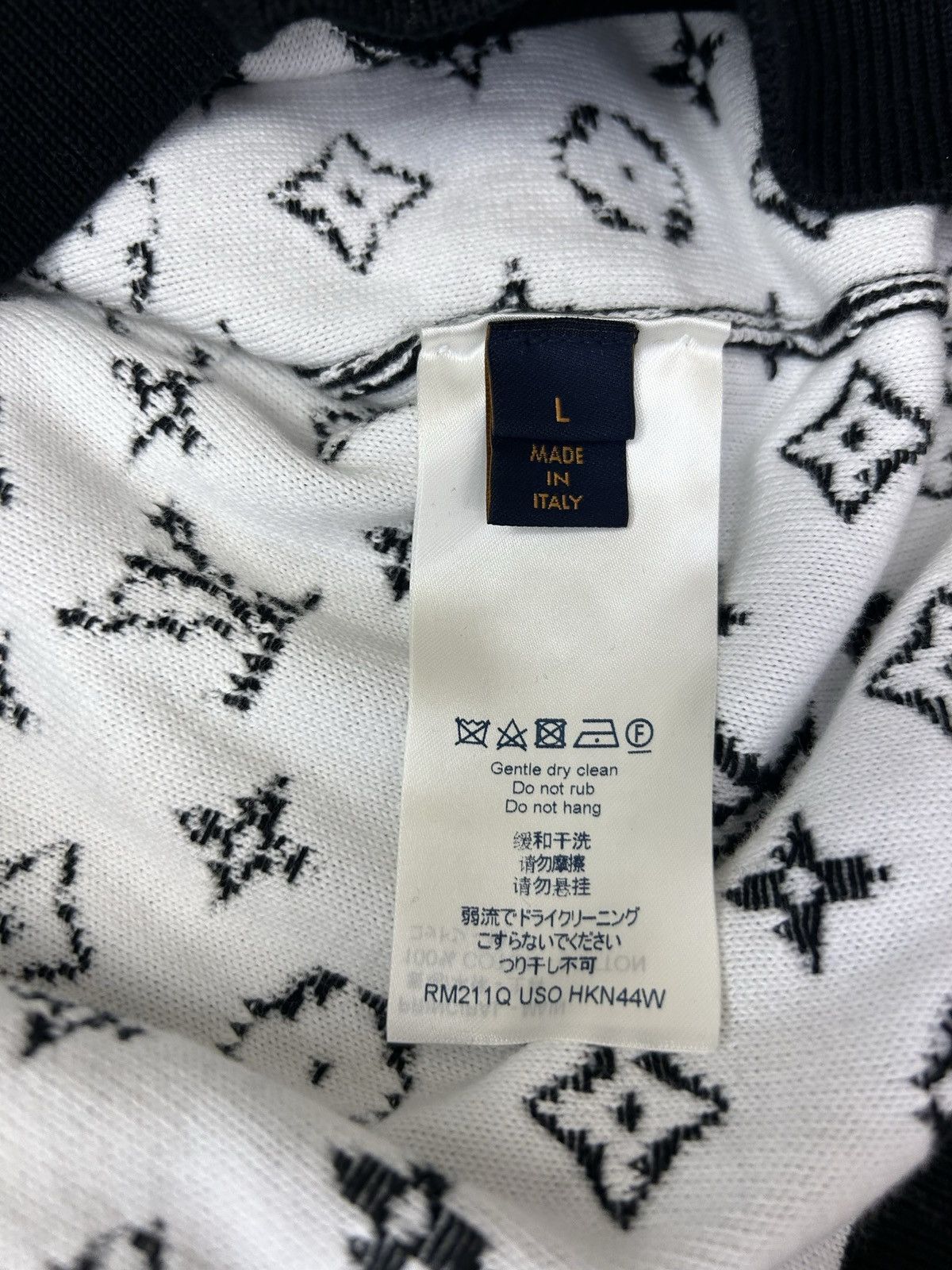 Louis Vuitton LOUIS VUITTON MONOGRAM DEGRADE LS KNITWEAR Size US L / EU 52-54 / 3 - 4 Thumbnail