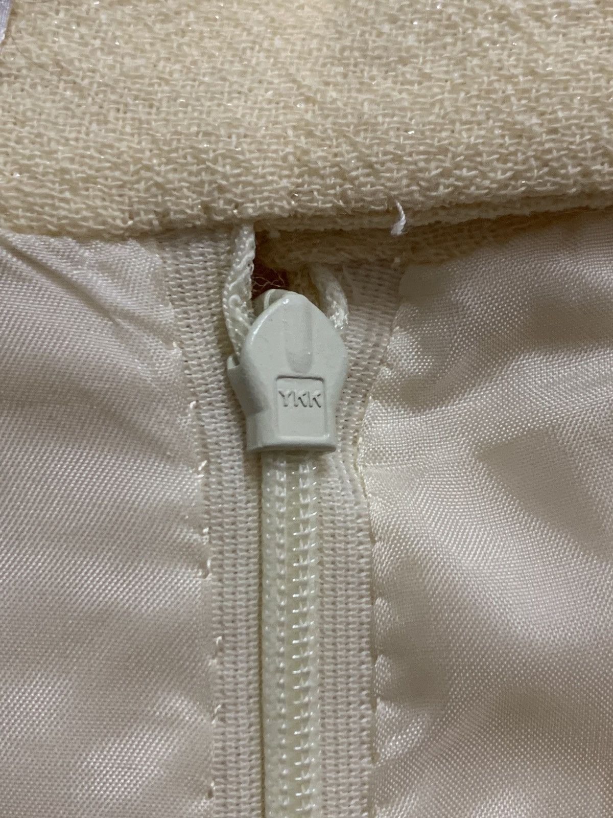 Salvatore Ferragamo SALVATORE FERRAGAMO Wool Mini Skirt Size 27" / US 4 / IT 40 - 8 Thumbnail