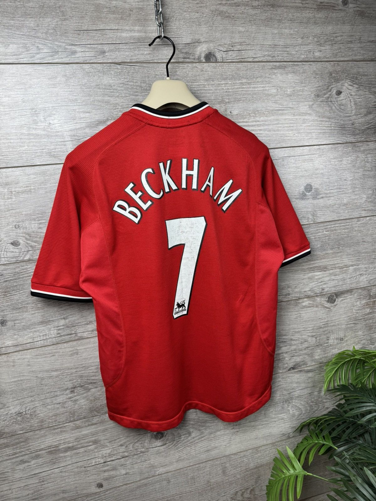 Umbro 2000 / 2002 Manchester United - Beckham #7 Umbro Archive Size US M / EU 48-50 / 2 - 13 Thumbnail