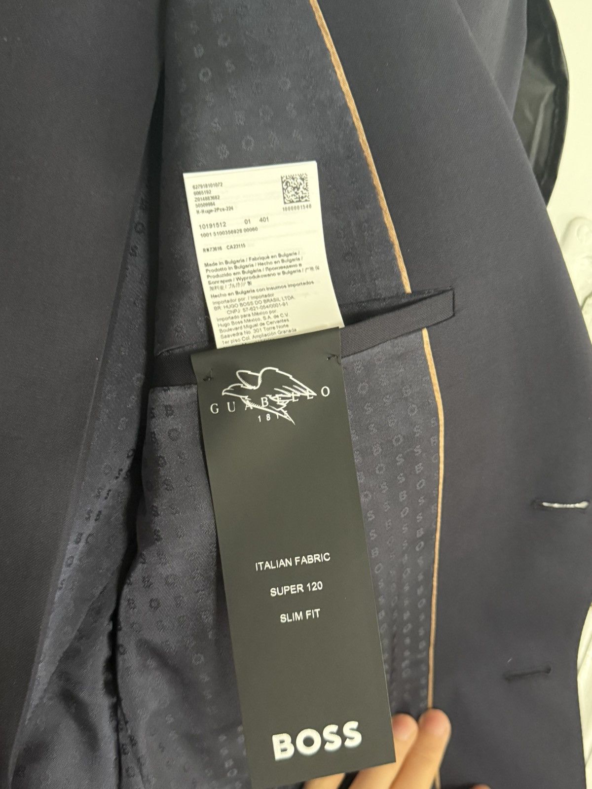 Hugo Boss NWT Boss suits with pants. New not hemmed pure wool Size 38S - 3 Thumbnail