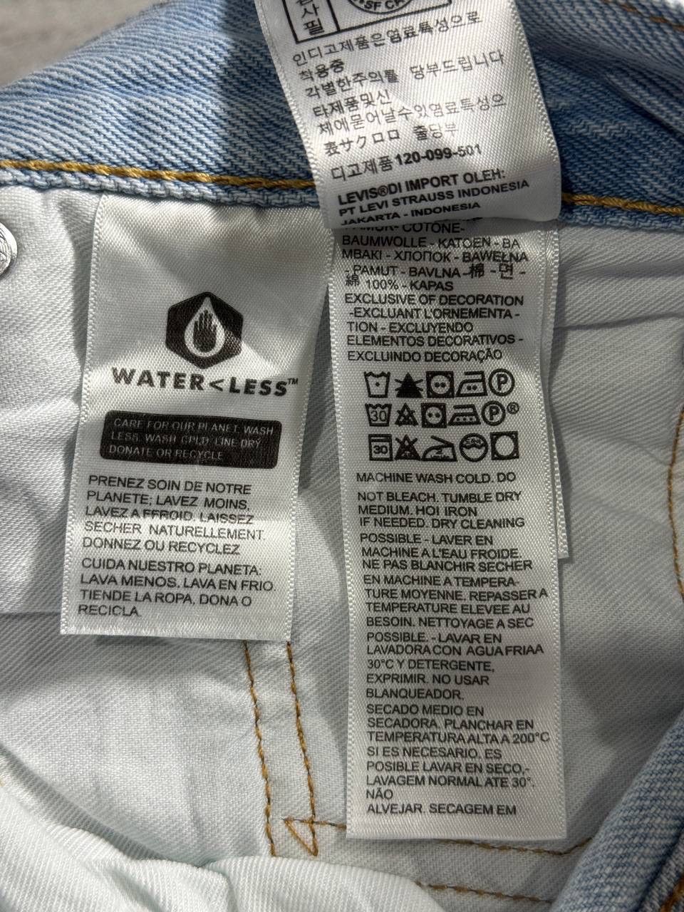 Levi's Levi’s 501 Thermodapt Jeans in Light Blue W32 L30 Size US 32 / EU 48 - 7 Thumbnail