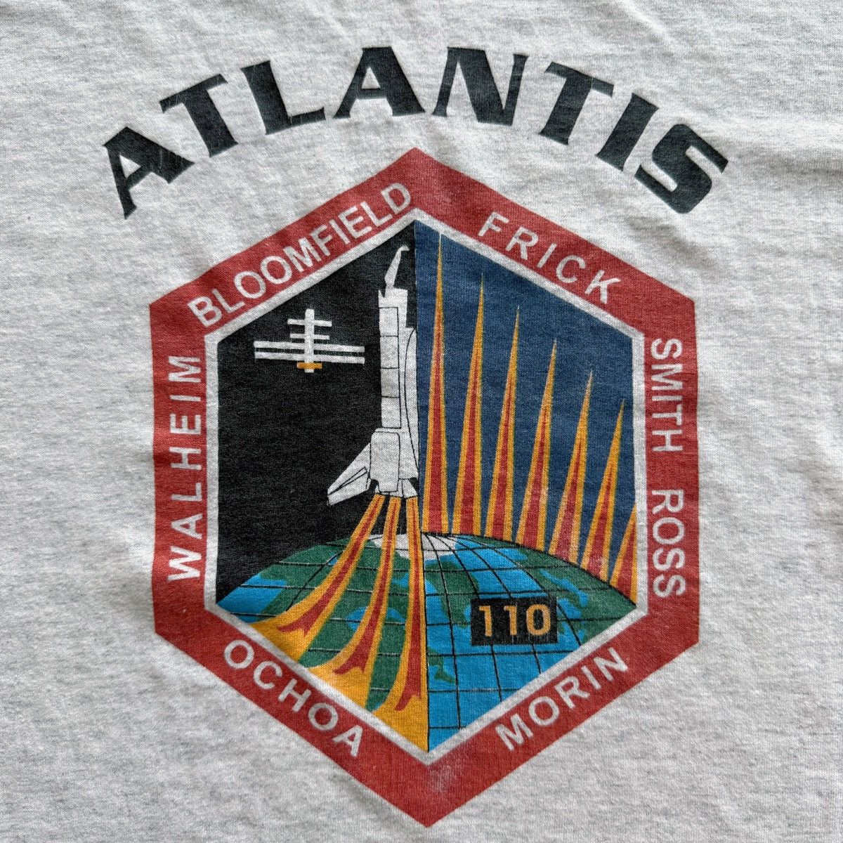 Vintage 2002 Vintage NASA Atlantis STS-110 Tee Size US XXL / EU 58 / 5 - 3 Thumbnail