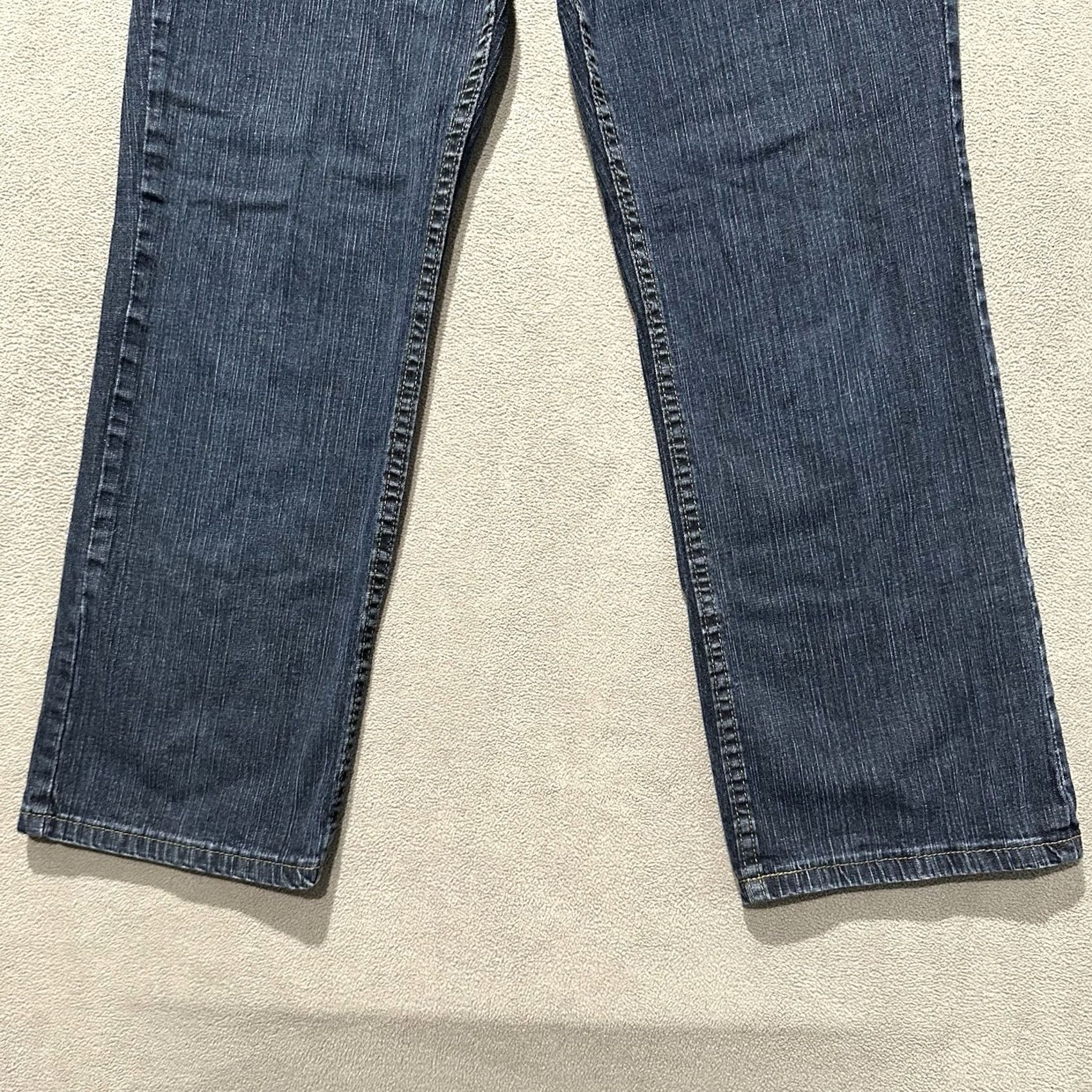 Vintage Riders by Lee Jeans Womens 12P Jeans Blue Denim Straight 30 Inseam 27.5 Inseam Dark Wash EUC 5-Pocket Pant Petite Regular Boys Mens Womens Size 34" / US 12 / IT 48 - 5 Thumbnail