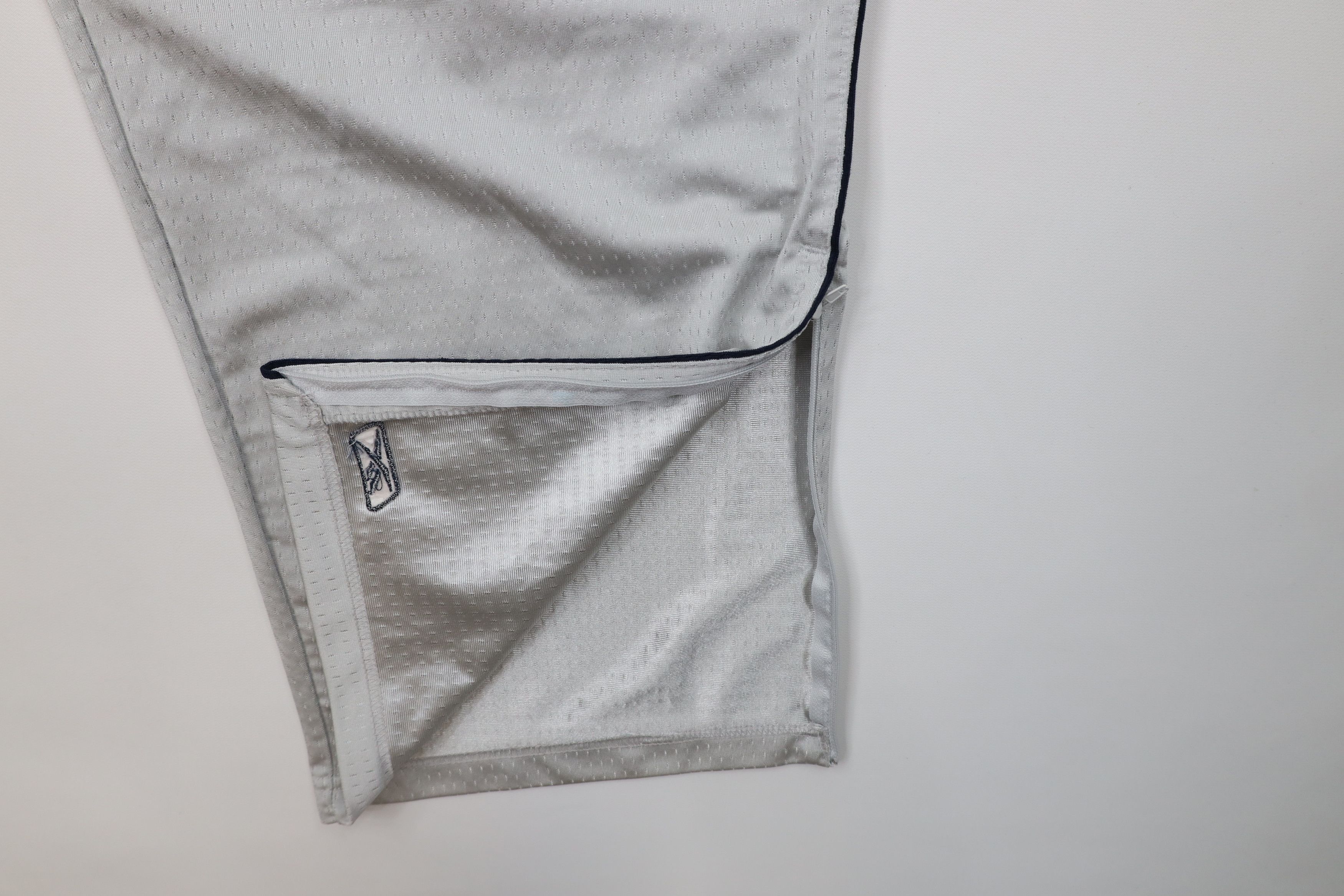 Reebok Vintage 90s Reebok Mesh Wide Leg Sweatpants Pants Silver Size US 40 / EU 56 - 6 Thumbnail