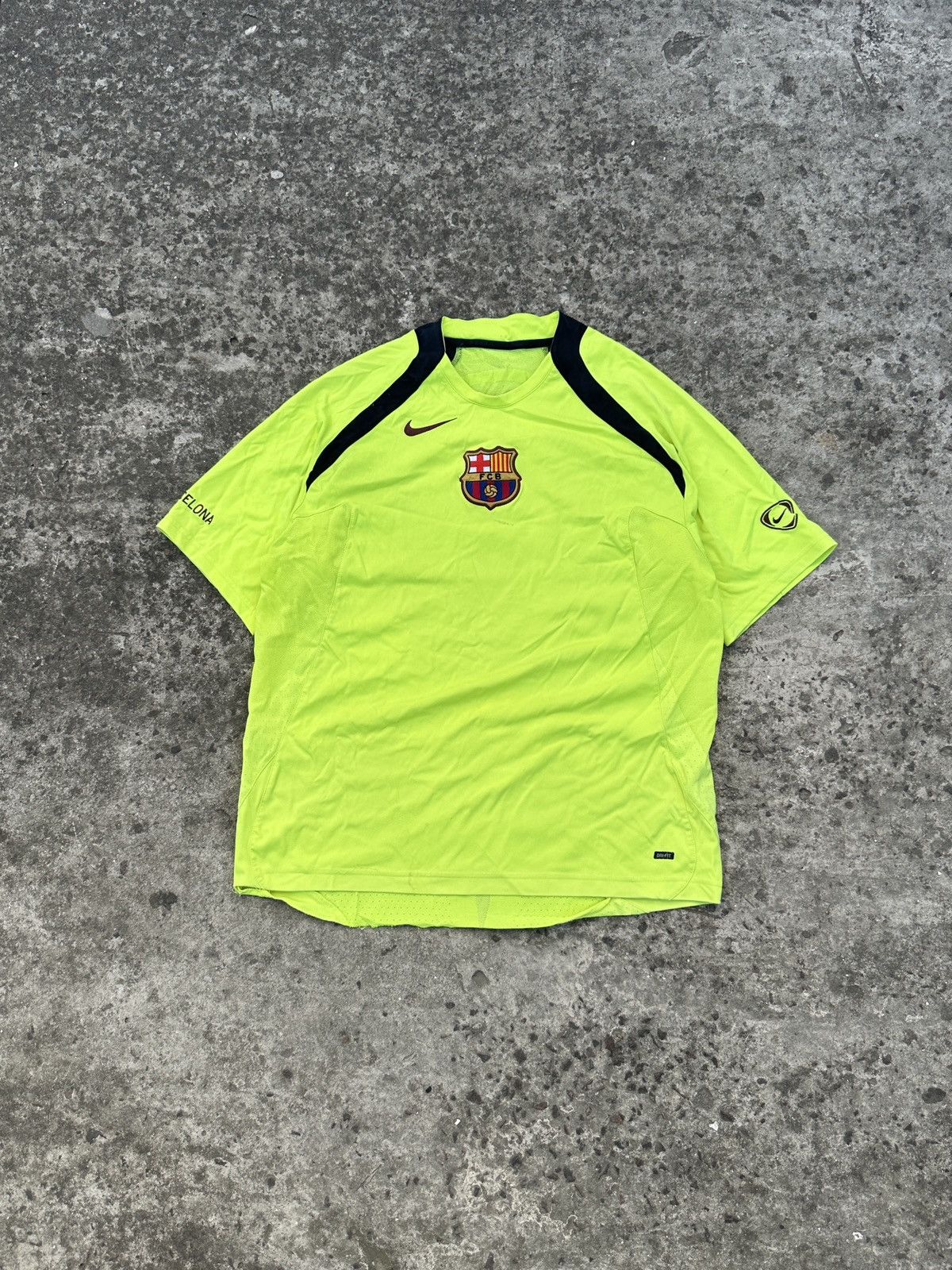 Nike Vintage Nike F.C.Barcelona Soccer Jersey Style Blokecore M Size US M / EU 48-50 / 2 - 1 Thumbnail
