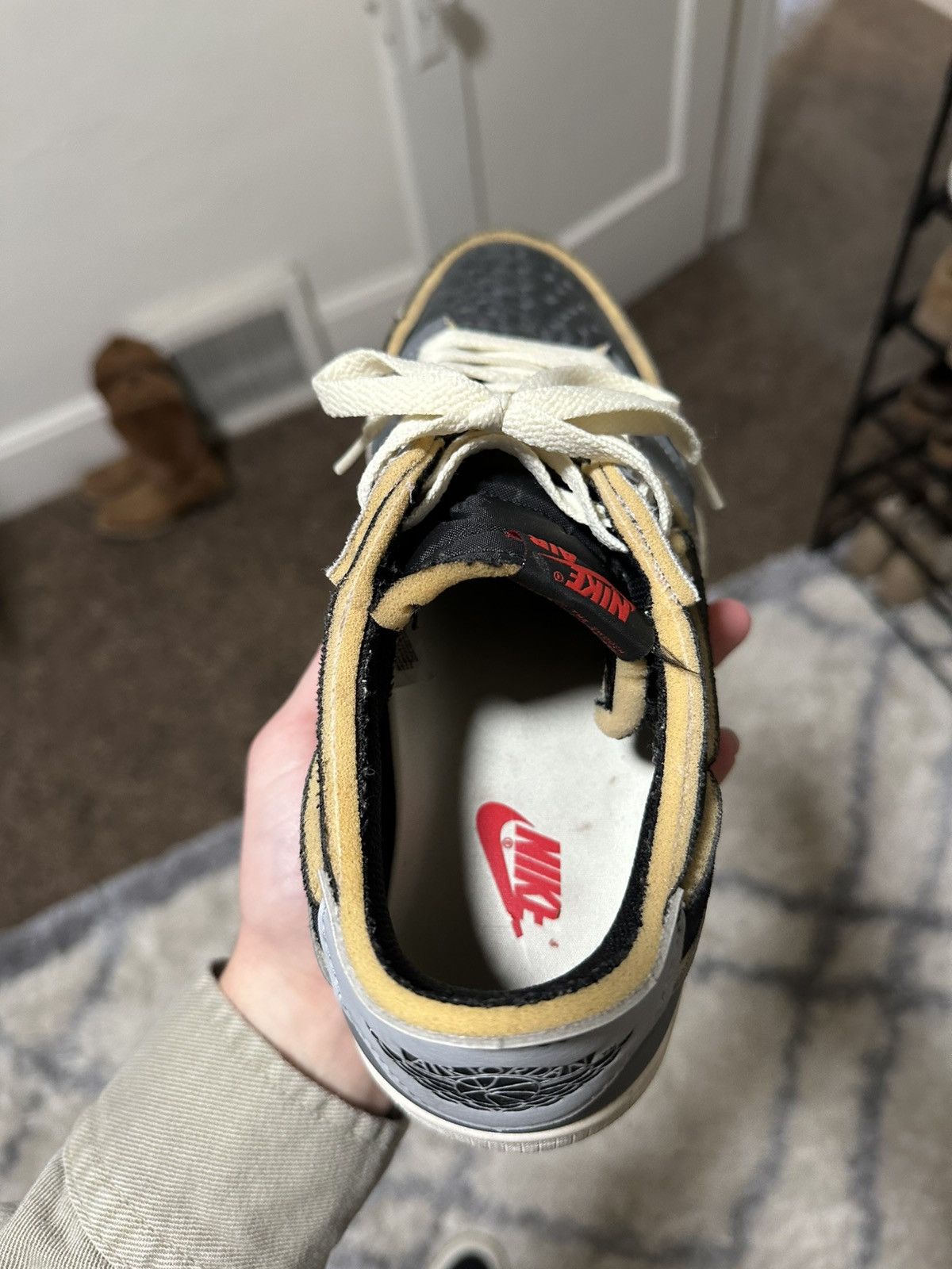 Jordan Brand × Nike Jordan 1 Low OG Smoke Grey Size US 9 / EU 42 - 7 Thumbnail