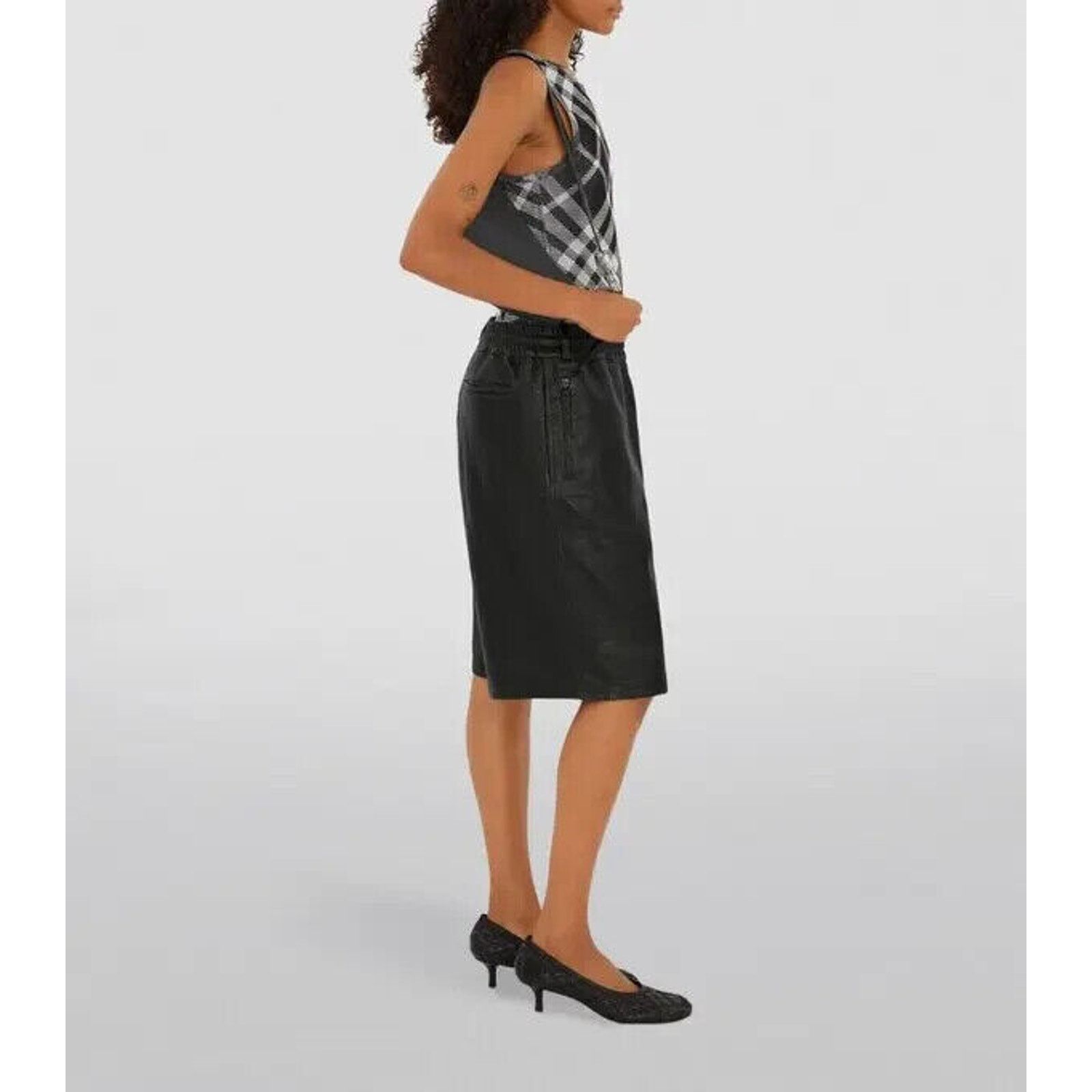Burberry BURBERRY BABY BLACK QUILTED LEATHER LOGO KITTEN PUMPS 36.5 Size US 6.5 / IT 36.5 - 2 Thumbnail