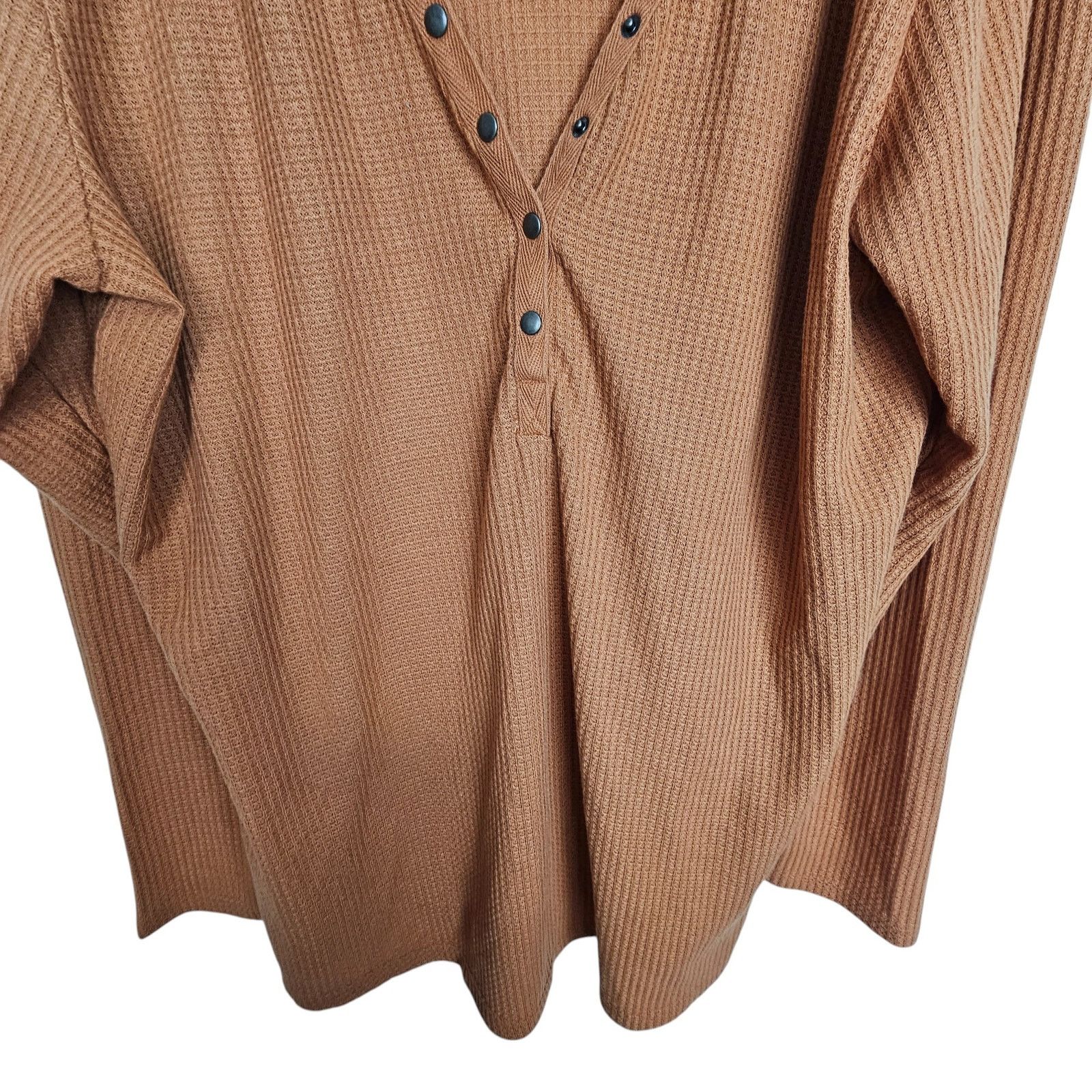 Torrid Torrid Waffle Knit Henley Shirt Plus Size 2X Minimalist Size XXL / US 16-18 / IT 52-54 - 3 Thumbnail