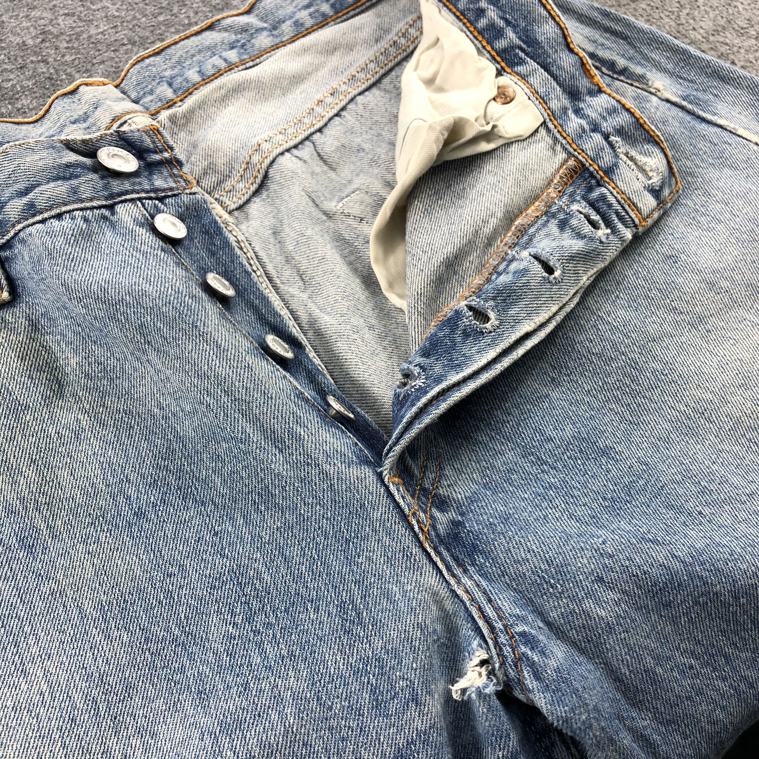 Levi's Vintage Levis 501 Jeans-JM965 Size US 31 - 7 Thumbnail