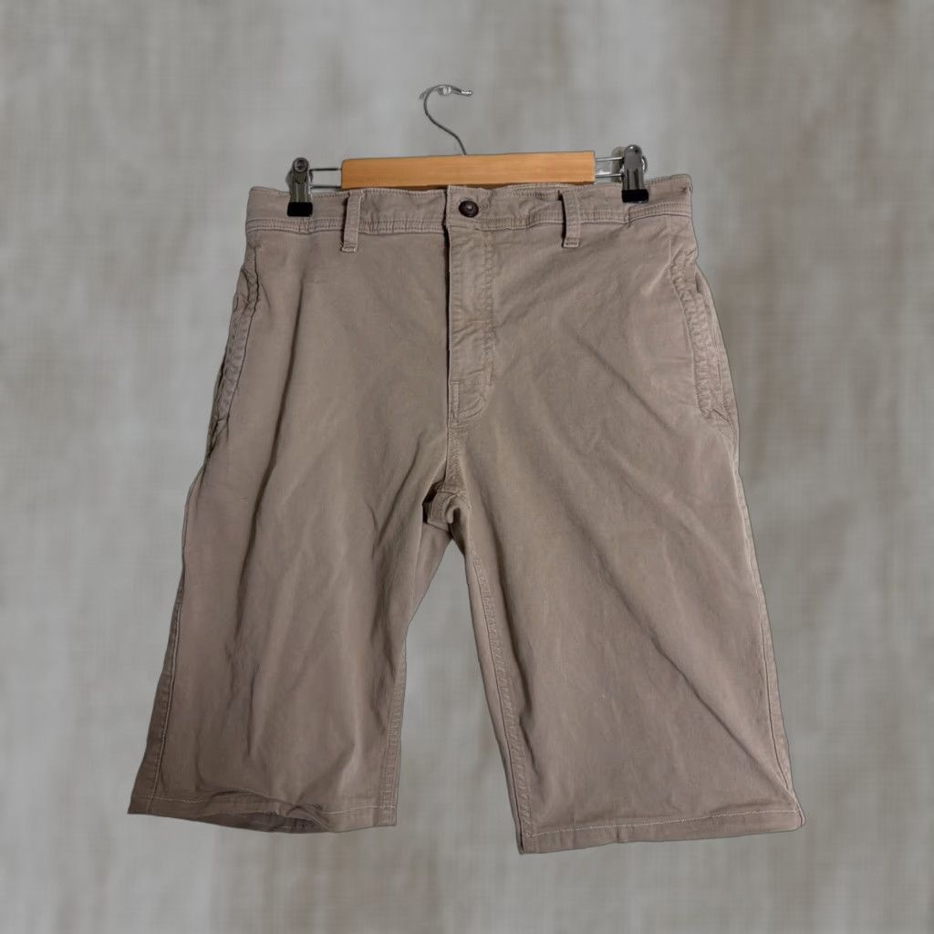 The North Face **The North Face Women’s Utility Shorts Size 32 Beige Cotton** User: The North Face Women’s Utility Shorts Size 32 Beige Cotton Size 24" / US 00 / IT 34 - 1 Thumbnail
