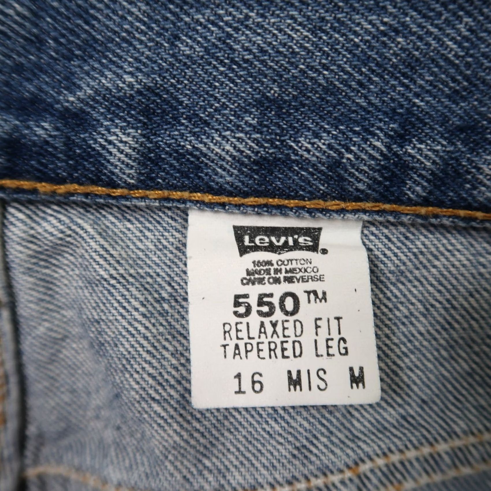 Levi's VINTAGE Levi's 550 Jeans Women's 16 Denim Relaxed Tapered 32in White Pocket 5-Pocket 34in Waist Jeans Mens? Size 38" / US 16 / IT 52 - 3 Thumbnail