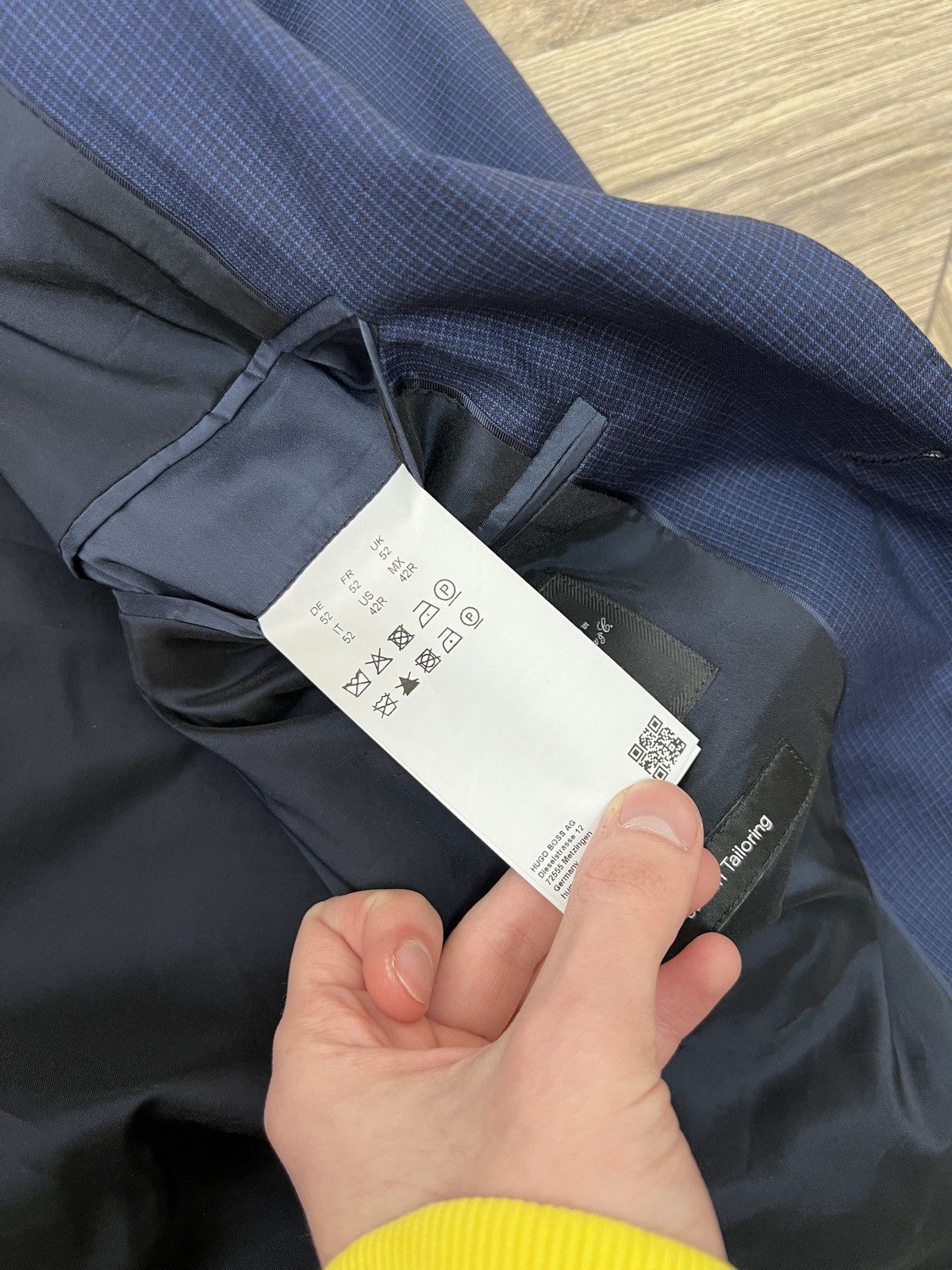 Designer × Hugo Boss × Vintage Vintage Hugo Boss Fabric Made by Loro Piana Blazer Size US L / EU 52-54 / 3 - 9 Thumbnail